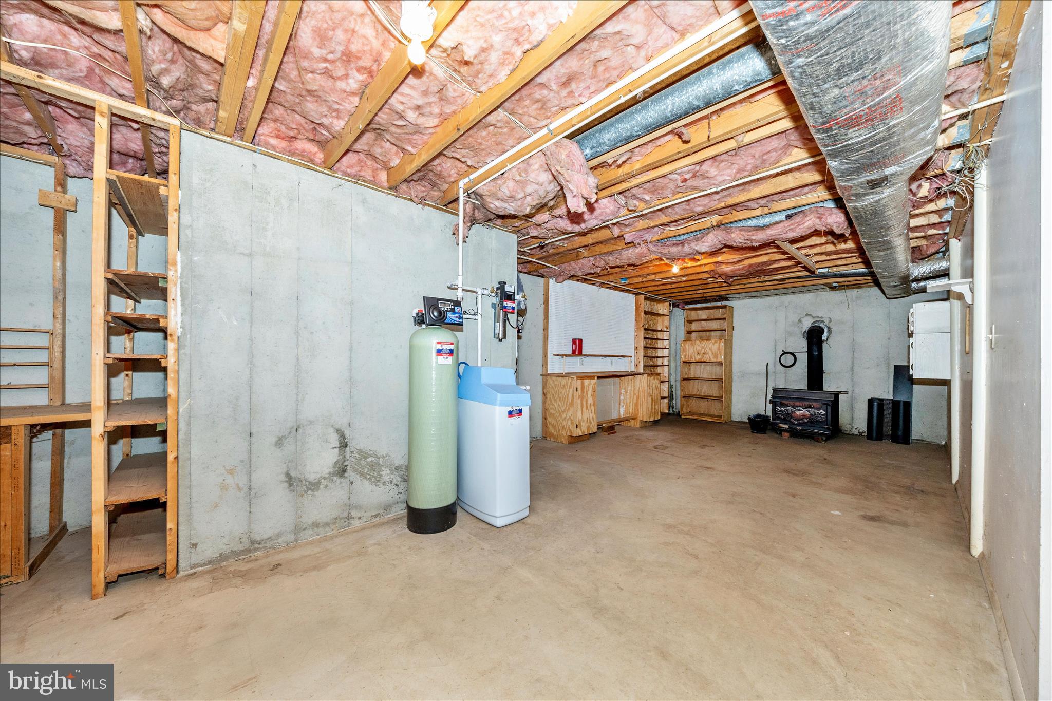 NEW DESIGN ACRES - Residential