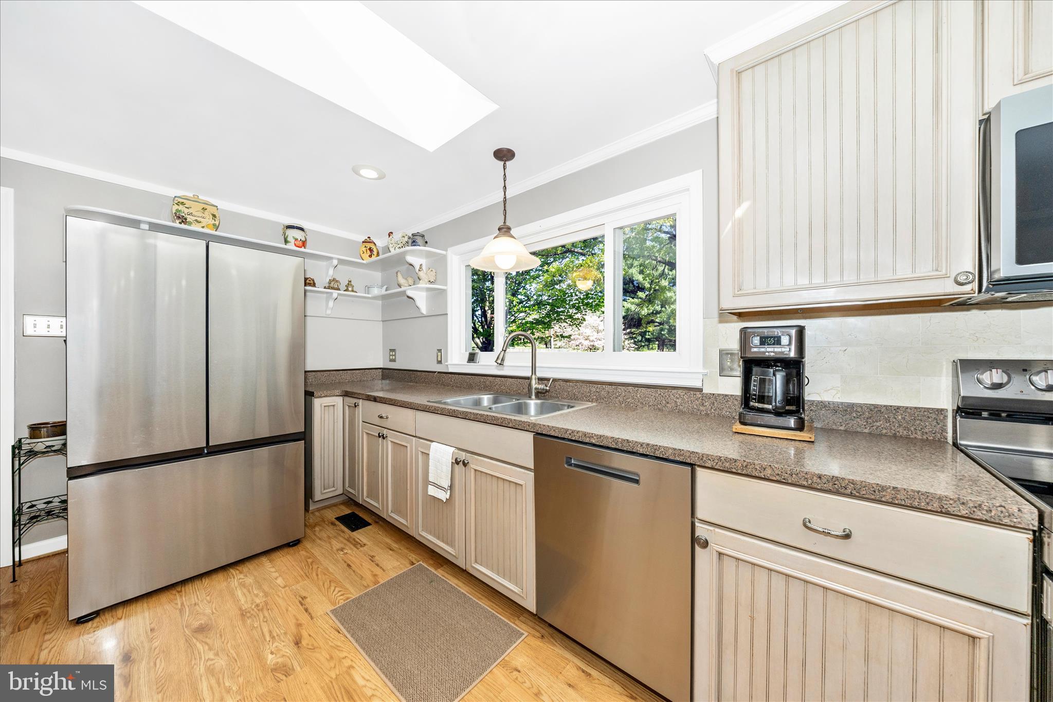 NEW DESIGN ACRES - Residential