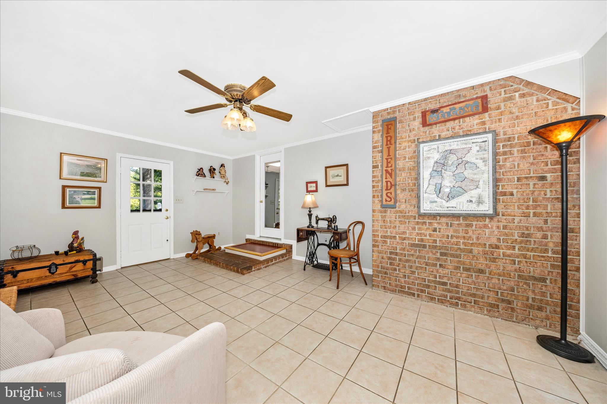 NEW DESIGN ACRES - Residential