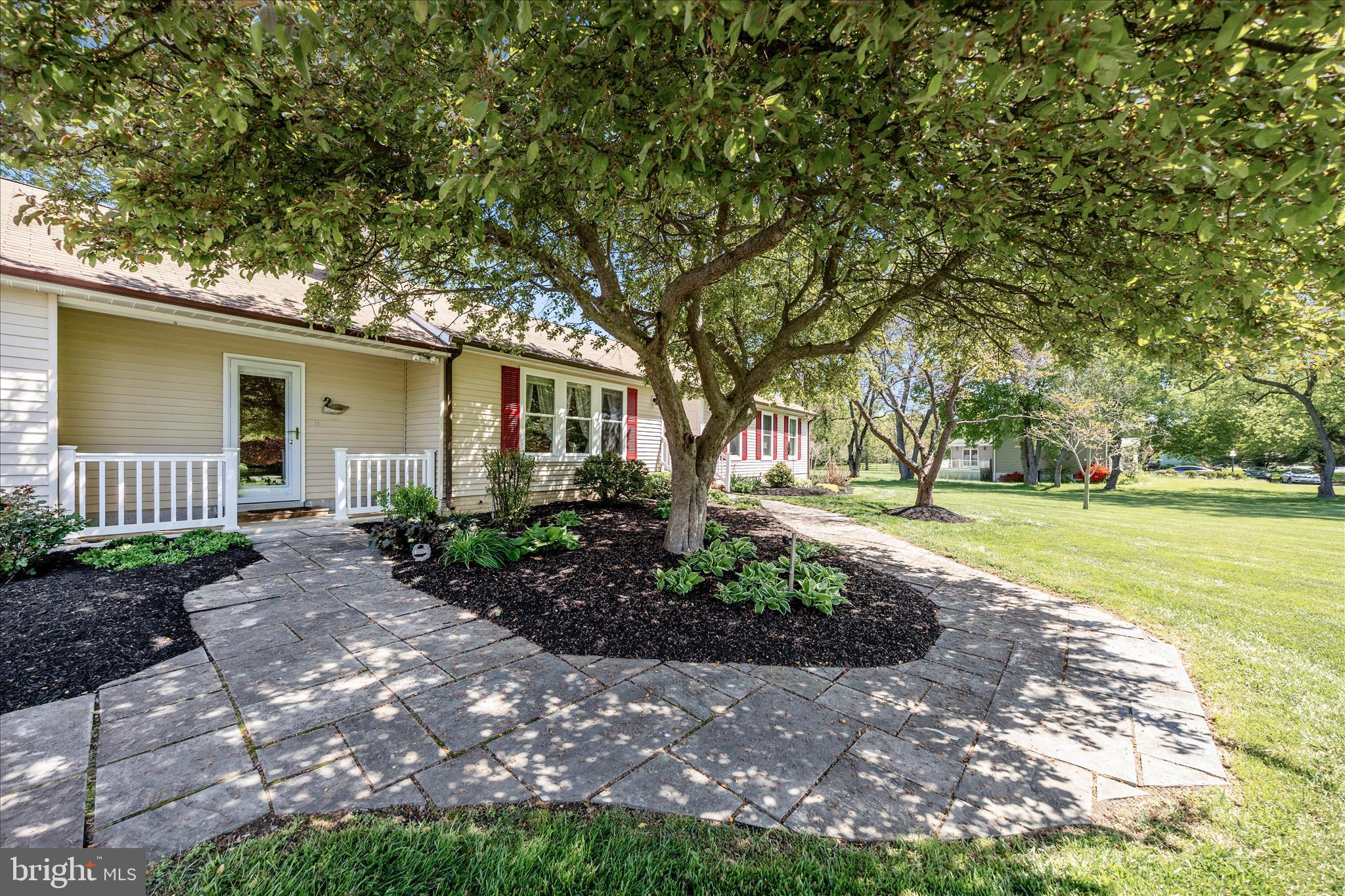 NEW DESIGN ACRES - Residential