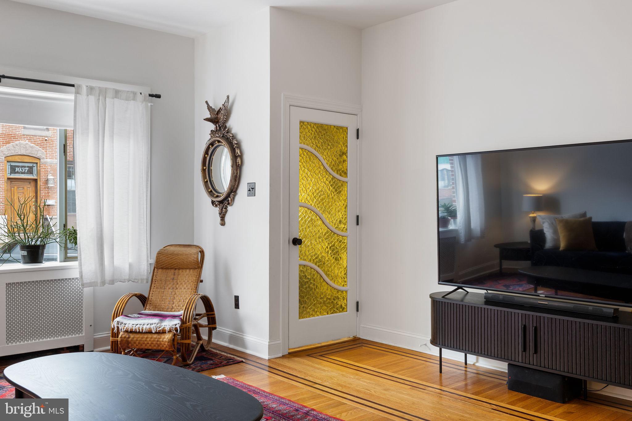 LOWER MOYAMENSING - Residential