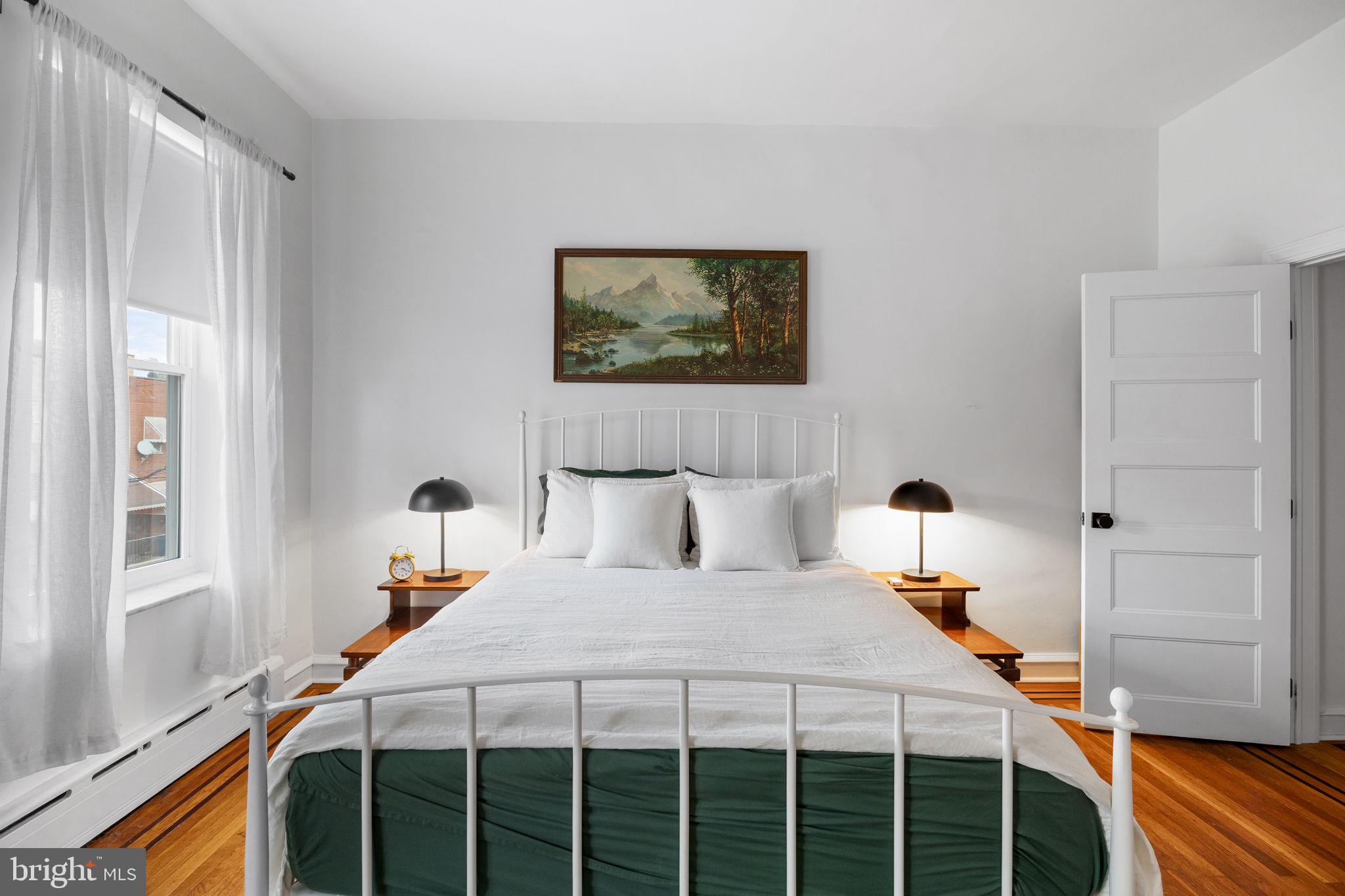 LOWER MOYAMENSING - Residential