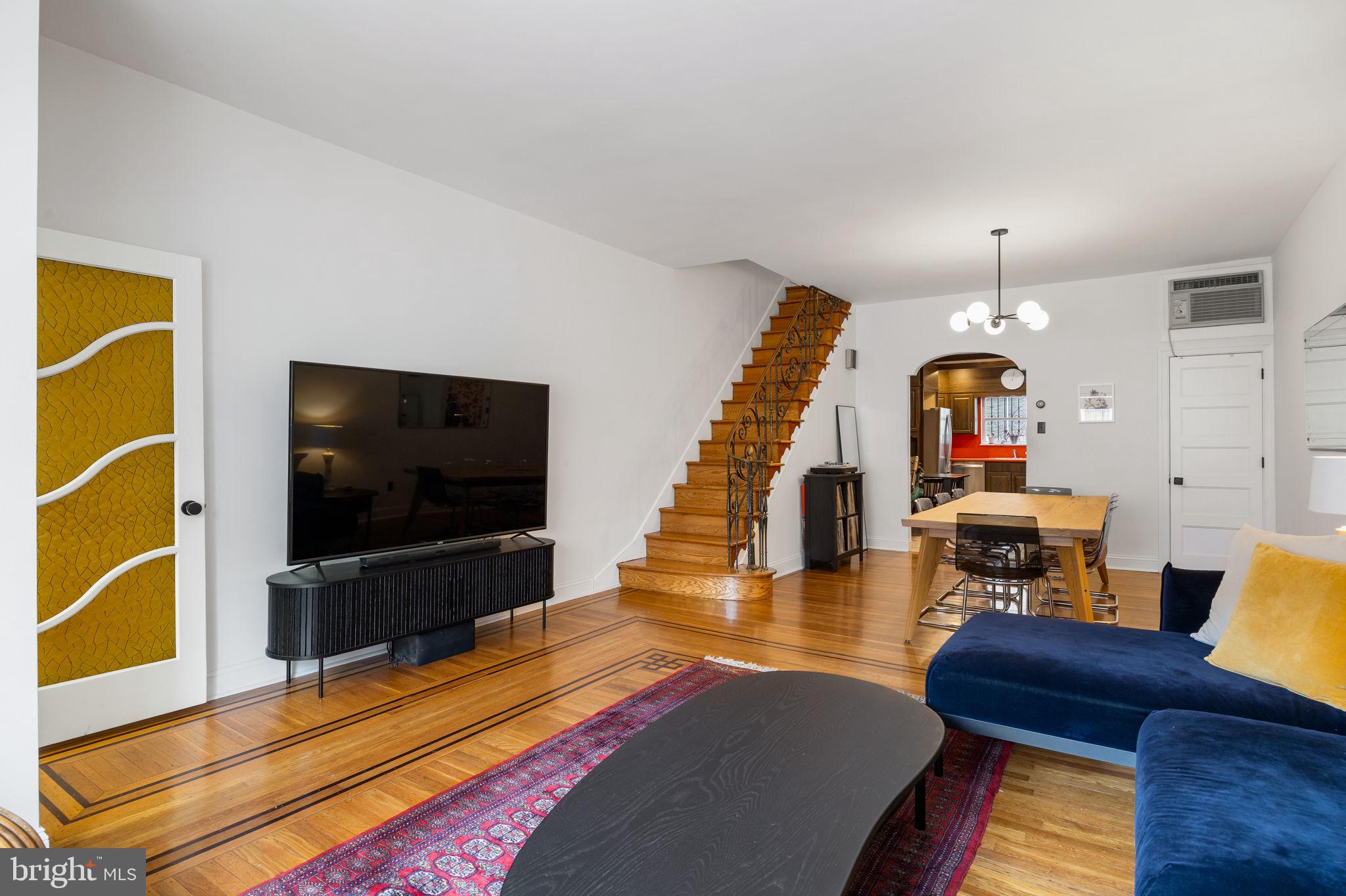 LOWER MOYAMENSING - Residential