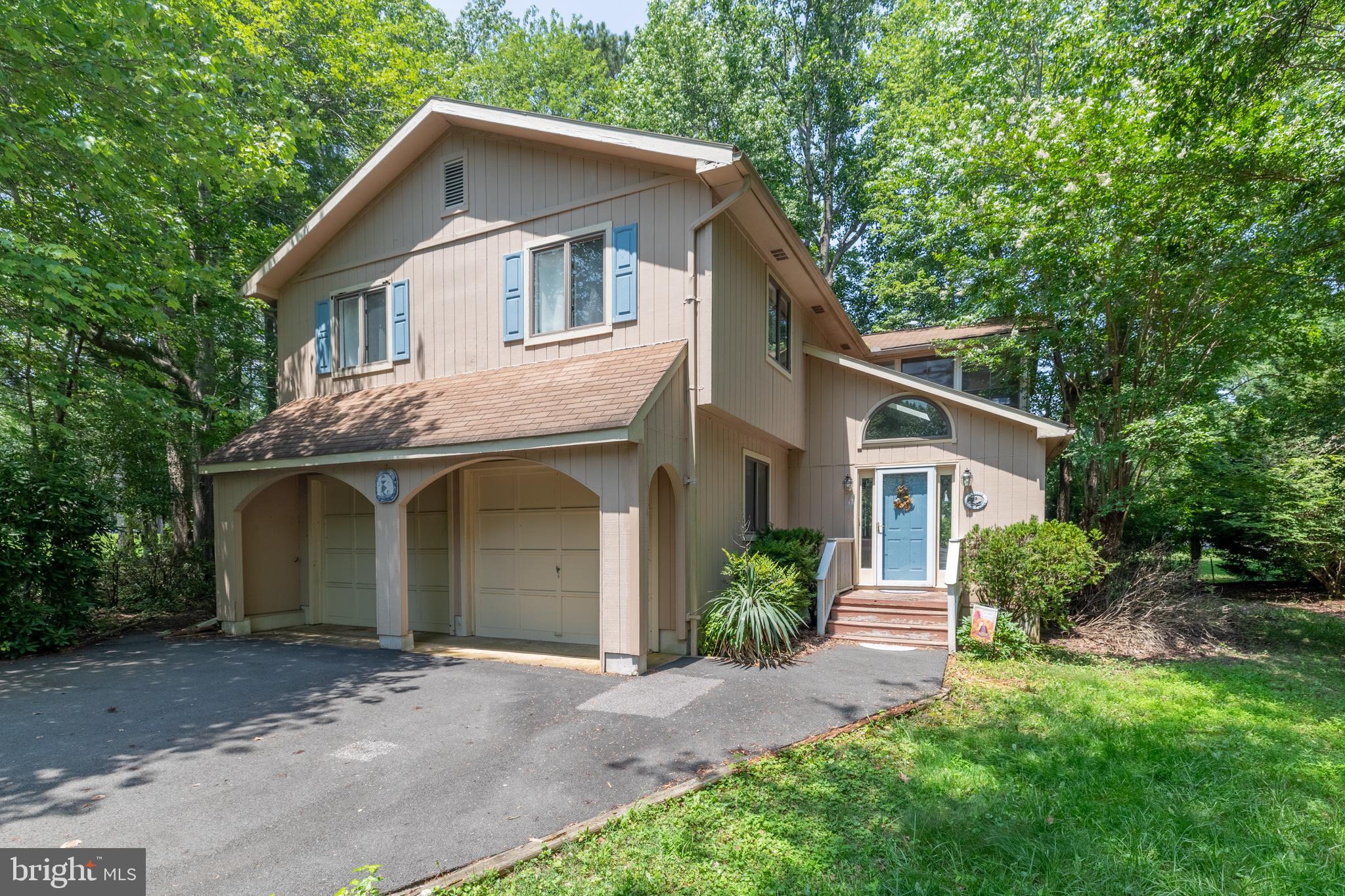 *Live Where the Fairway Meets Luxury.*
This updated home in Ocean Pines- Bay Colony sits on the 4th hole of the golf course and features an open layout with granite countertops, stainless steel appliances, new carpet, LVP flooring, and a freshly painted deck (not pictured) overlooking the greens. Just 20 minutes from Ocean City, it offers a peaceful retreat with beach access nearby. Enjoy Bay Colony amenities including indoor/outdoor pools, tennis courts, walking trails, marinas, a dog park, and a private golf course. Photos capture the design but the coastal air and sunlight must be experienced in person. Schedule your tour today!