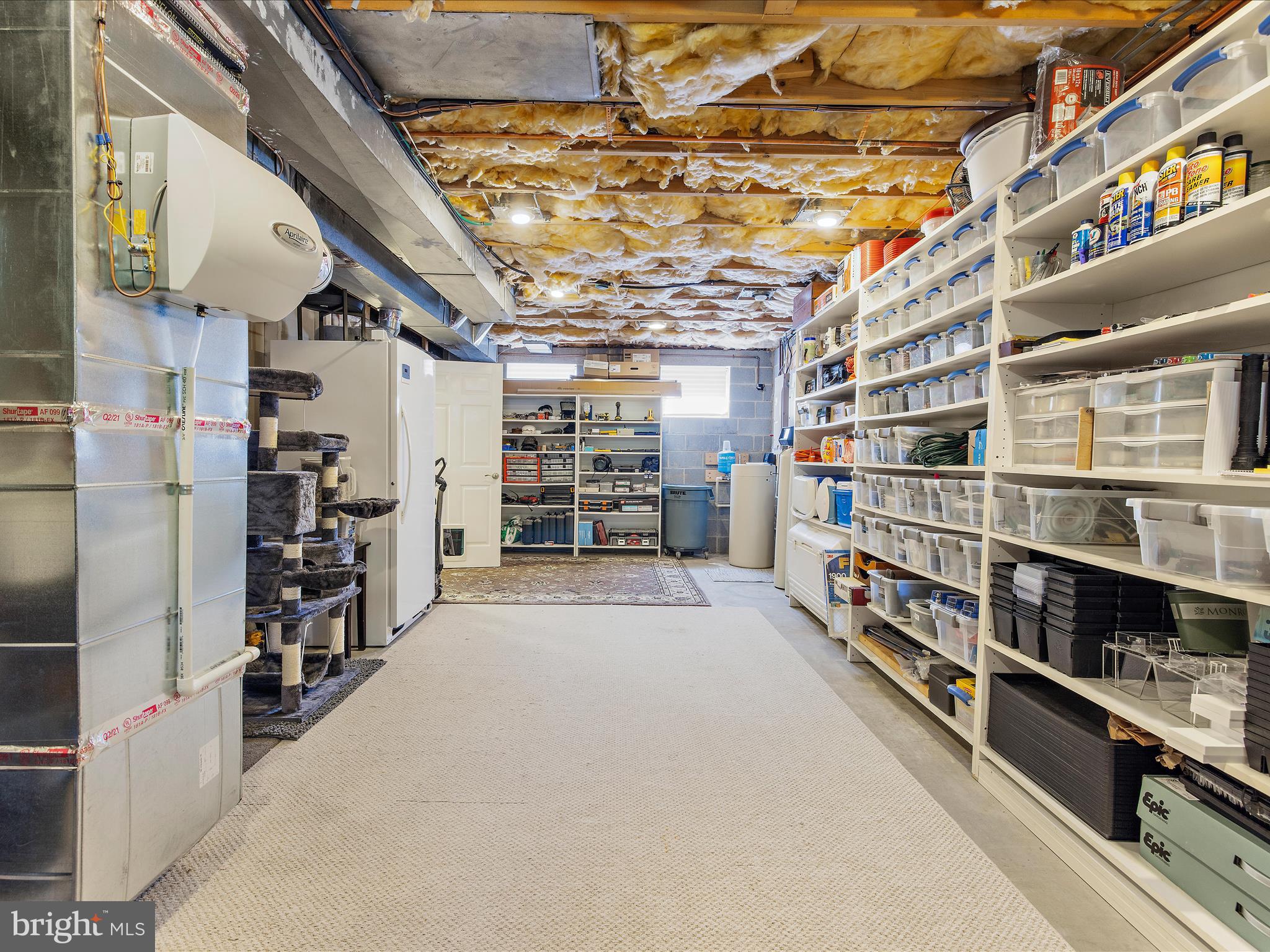 QUEEN ANNE ESTATES - Residential