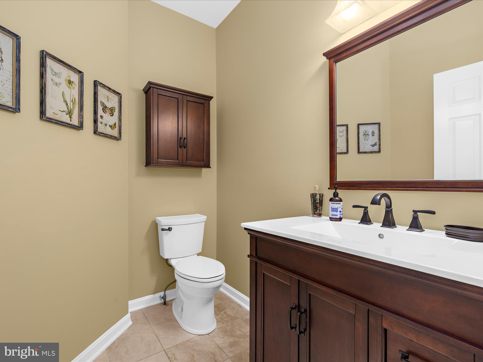 QUEEN ANNE ESTATES - Residential