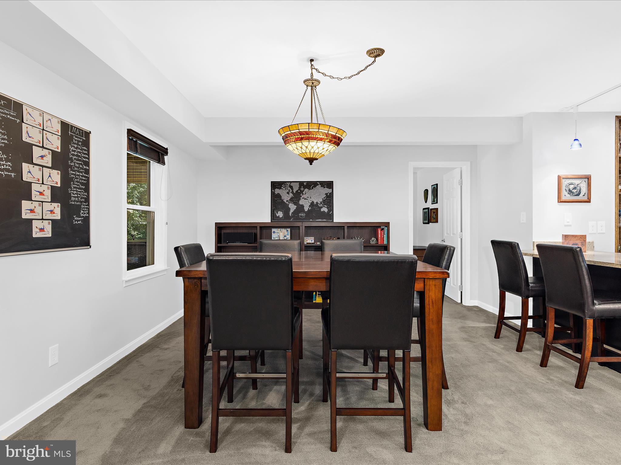 QUEEN ANNE ESTATES - Residential