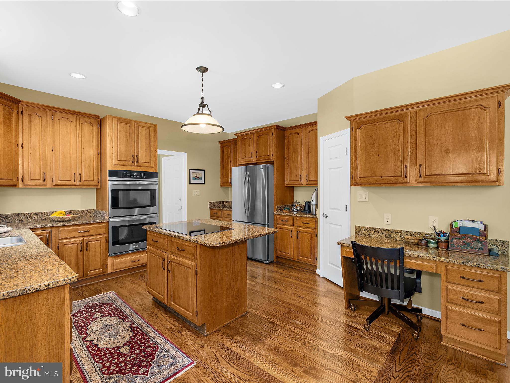 QUEEN ANNE ESTATES - Residential