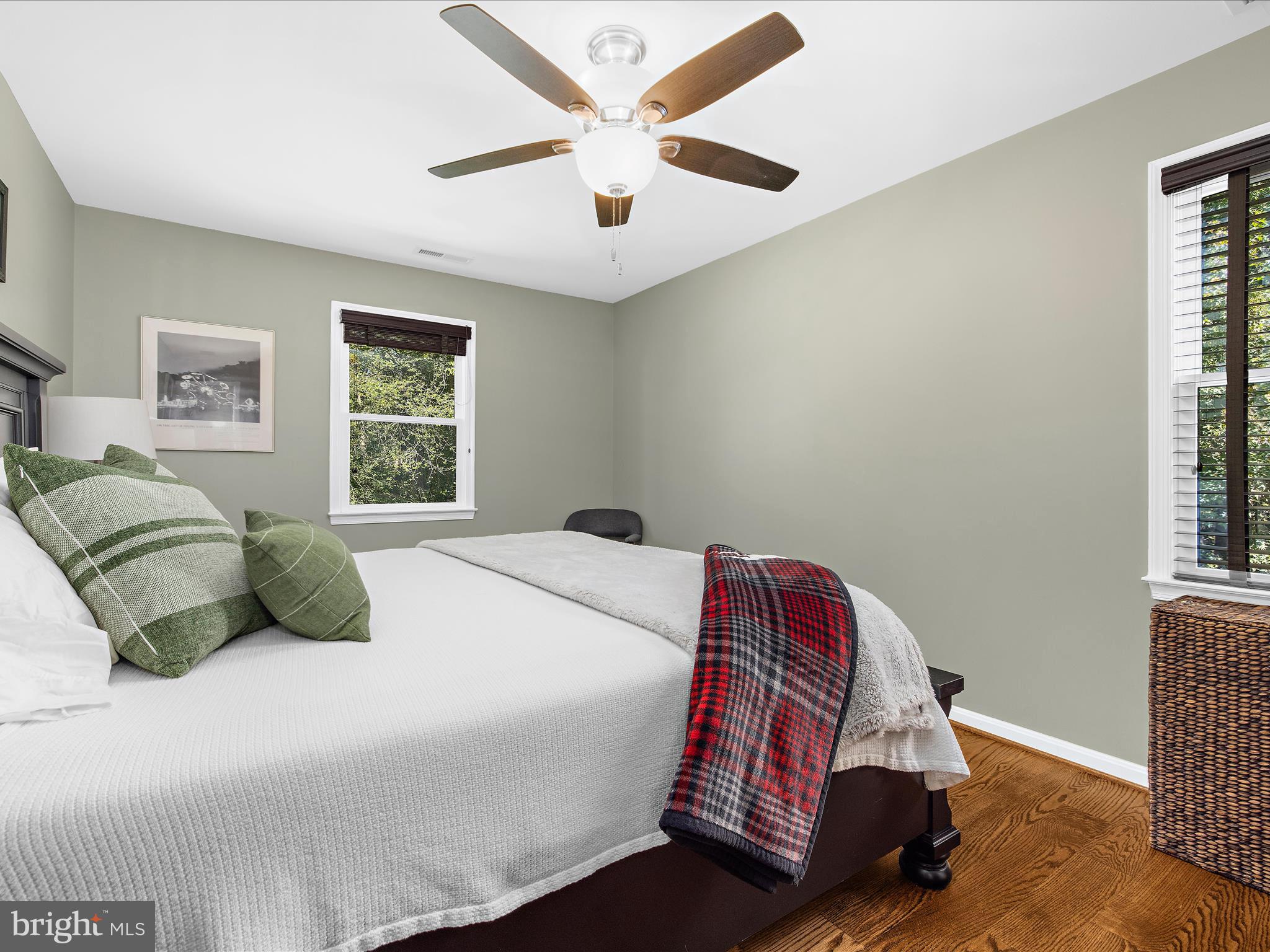 QUEEN ANNE ESTATES - Residential