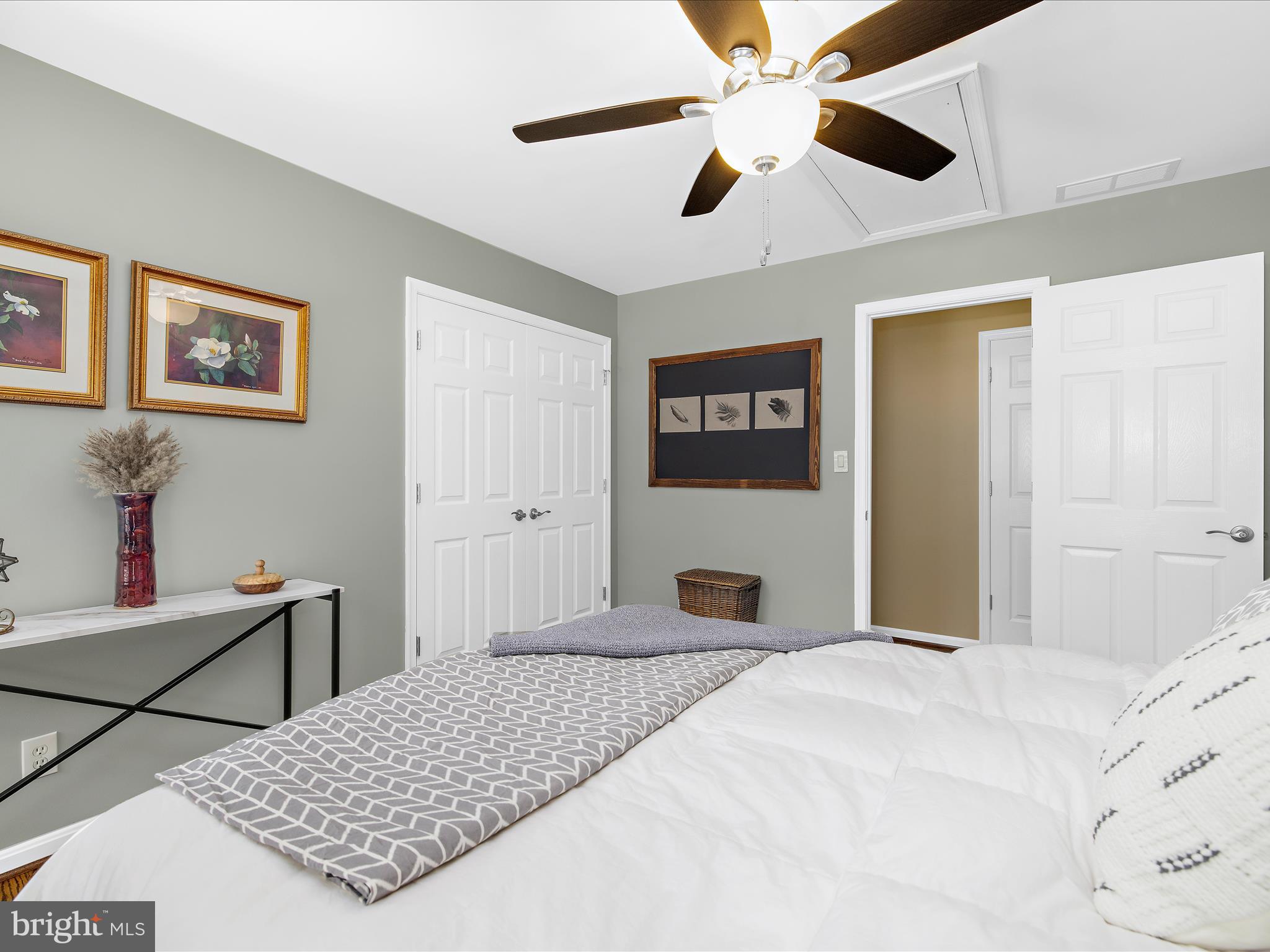 QUEEN ANNE ESTATES - Residential