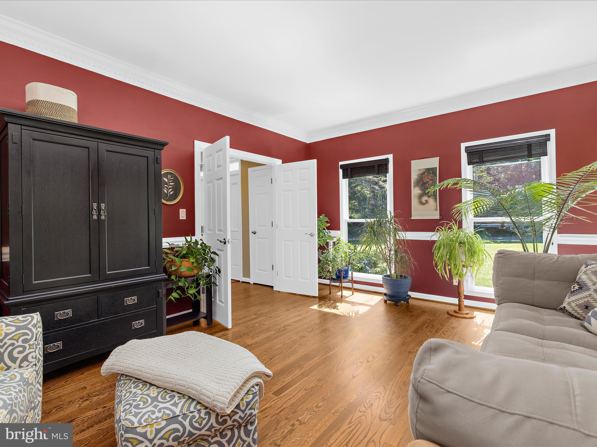 QUEEN ANNE ESTATES - Residential