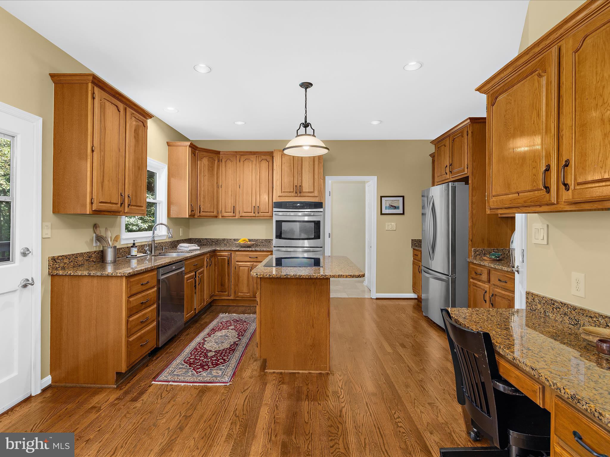 QUEEN ANNE ESTATES - Residential