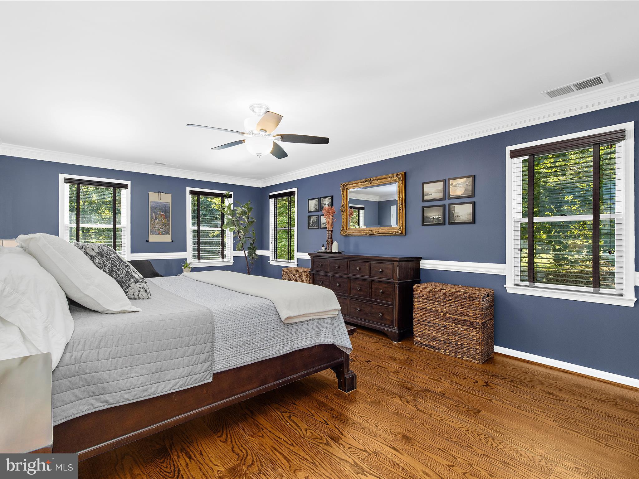 QUEEN ANNE ESTATES - Residential