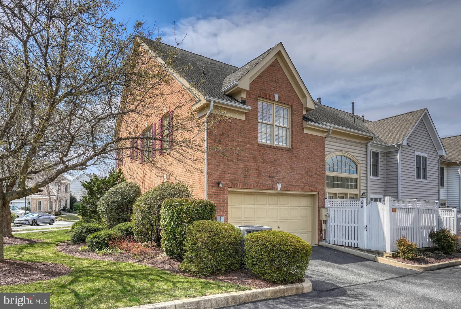 FALLSGROVE - Residential