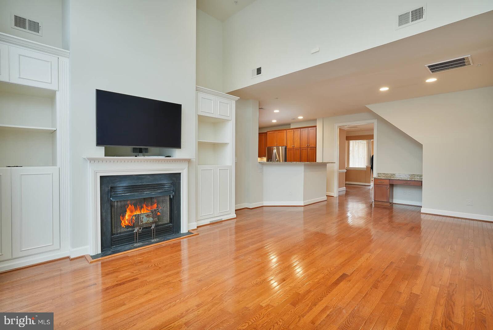 FALLSGROVE - Residential