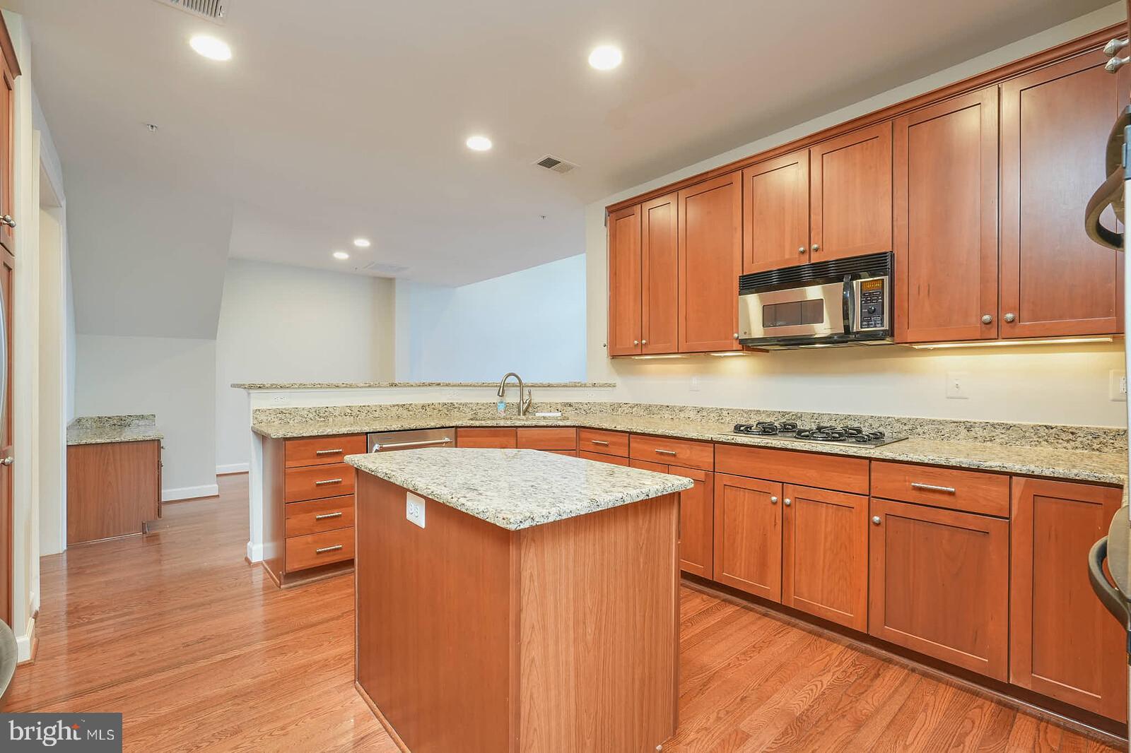 FALLSGROVE - Residential