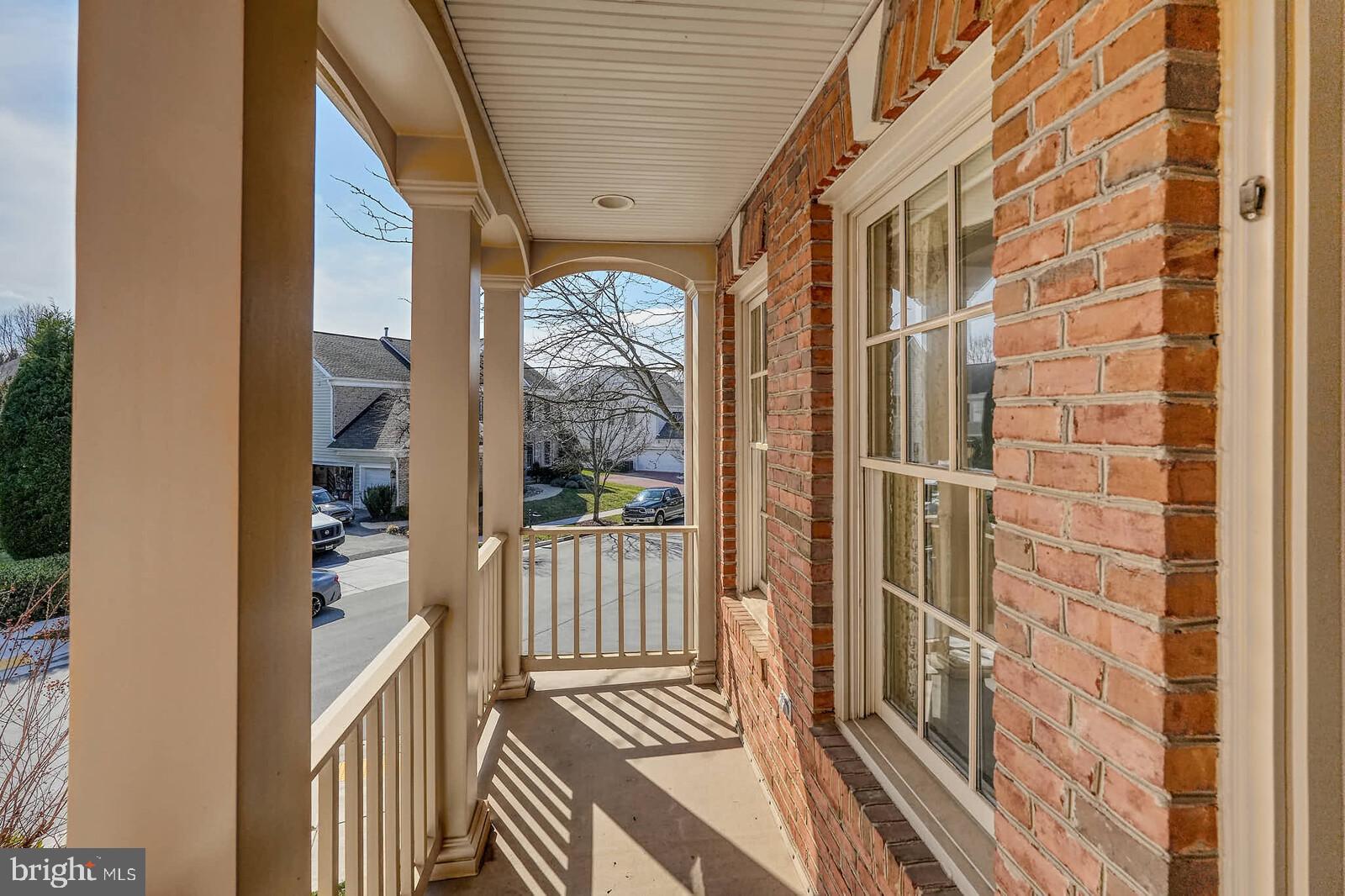 FALLSGROVE - Residential