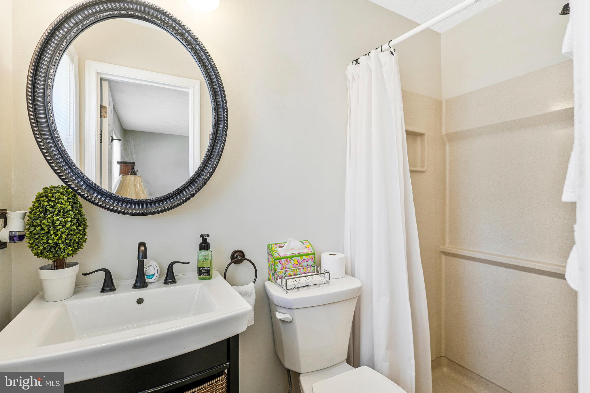 ROBIE MANOR SUB - Residential