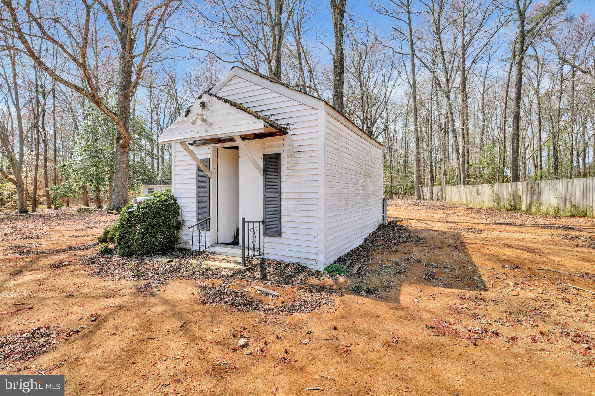 ROBIE MANOR SUB - Residential