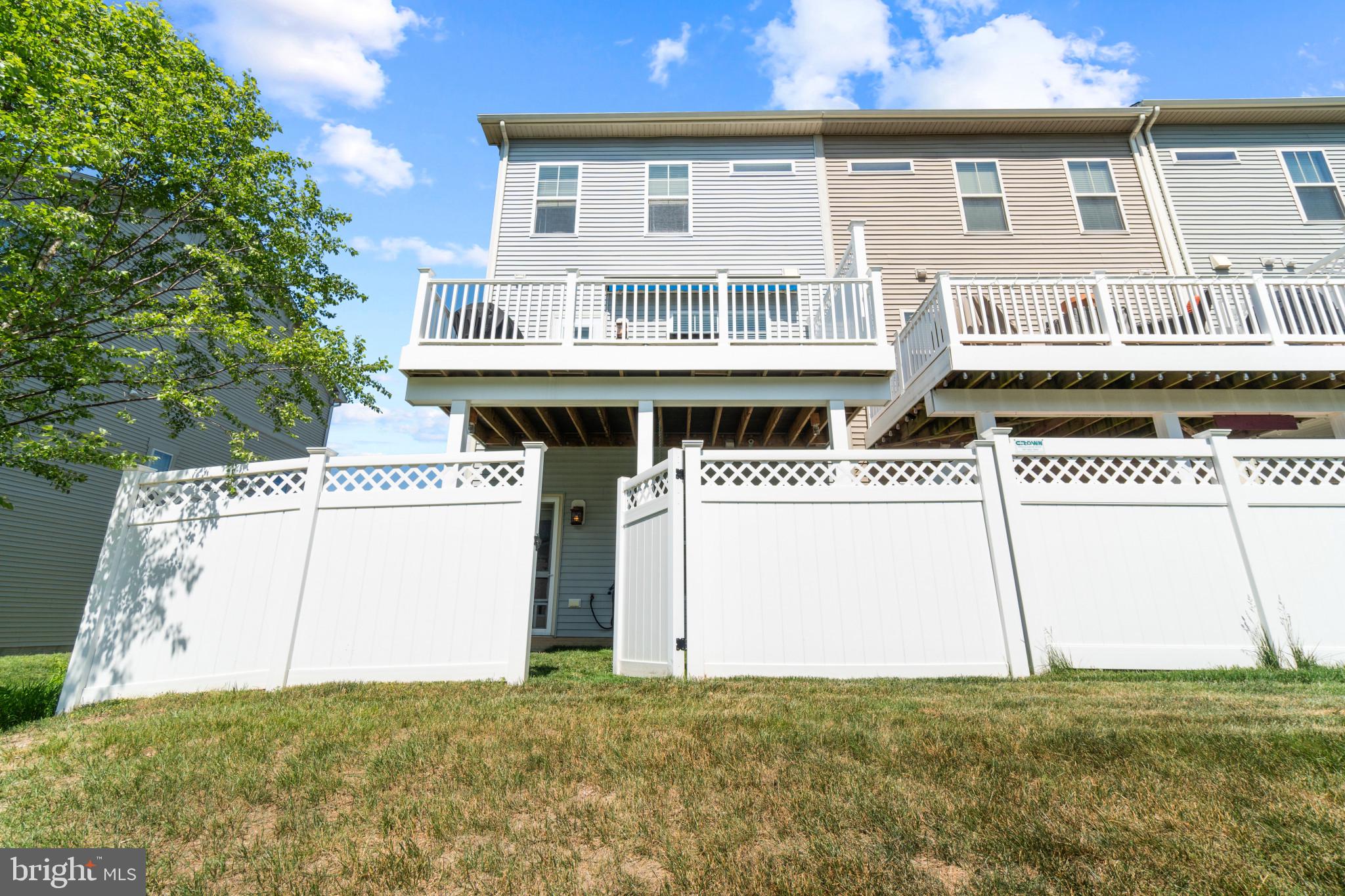 TANYARD COVE NORTH - Residential