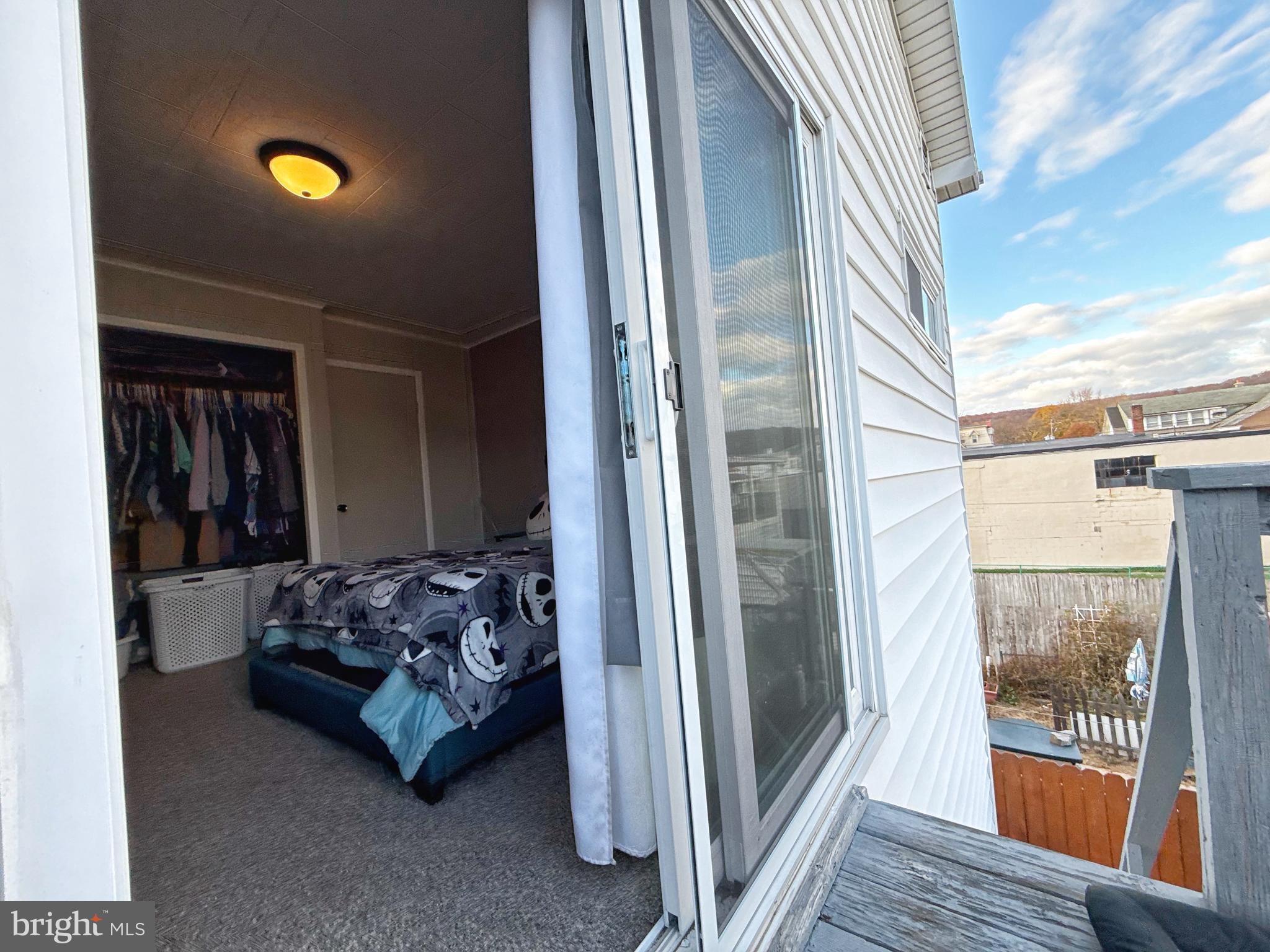 MOUNT CARMEL - Residential