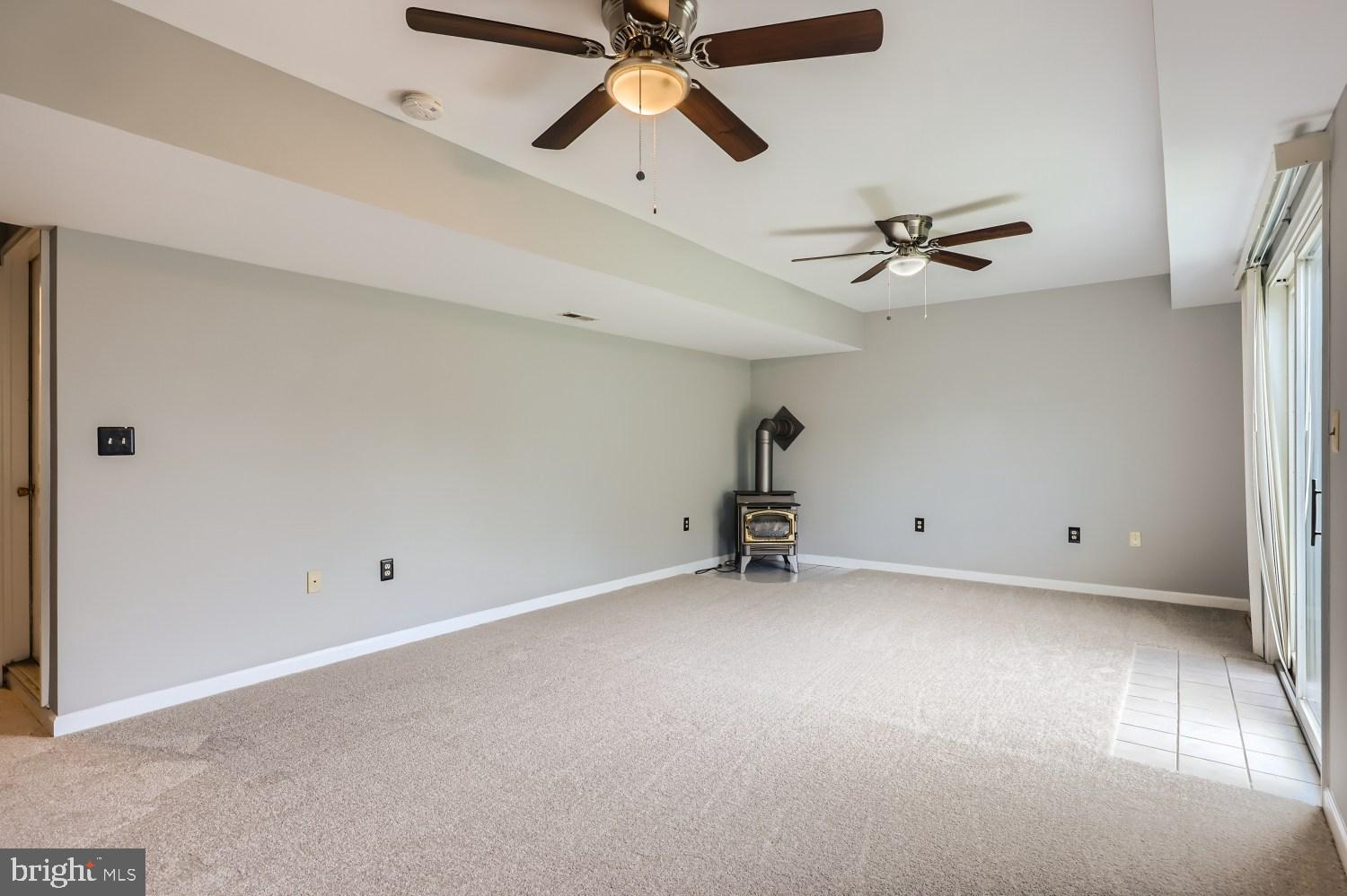 AUTUMN RIDGE - Residential