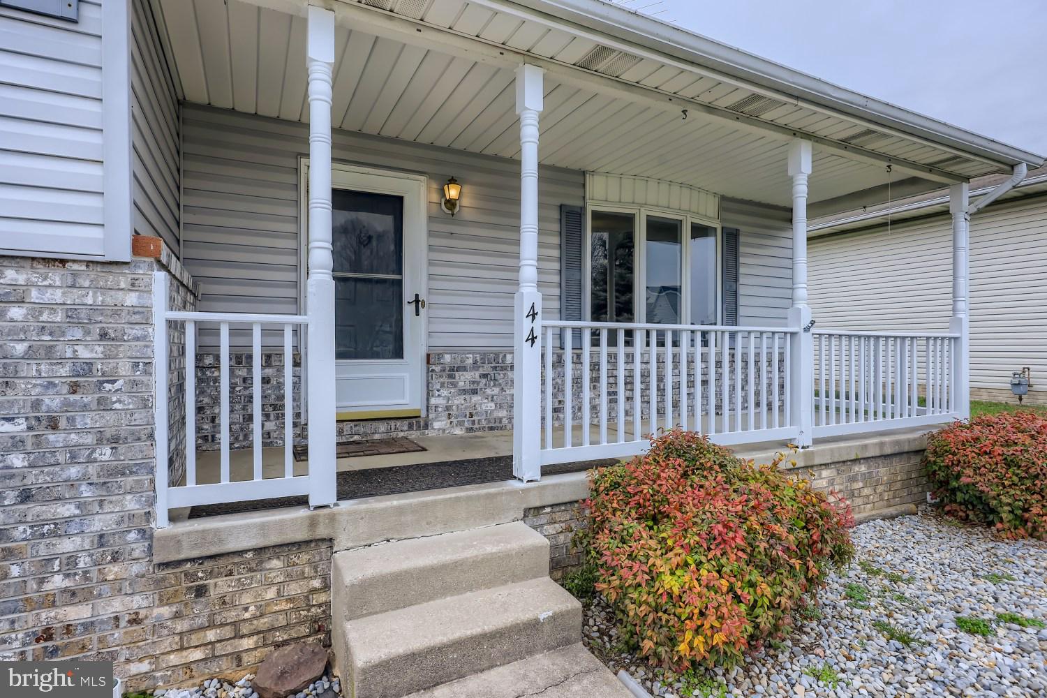 AUTUMN RIDGE - Residential