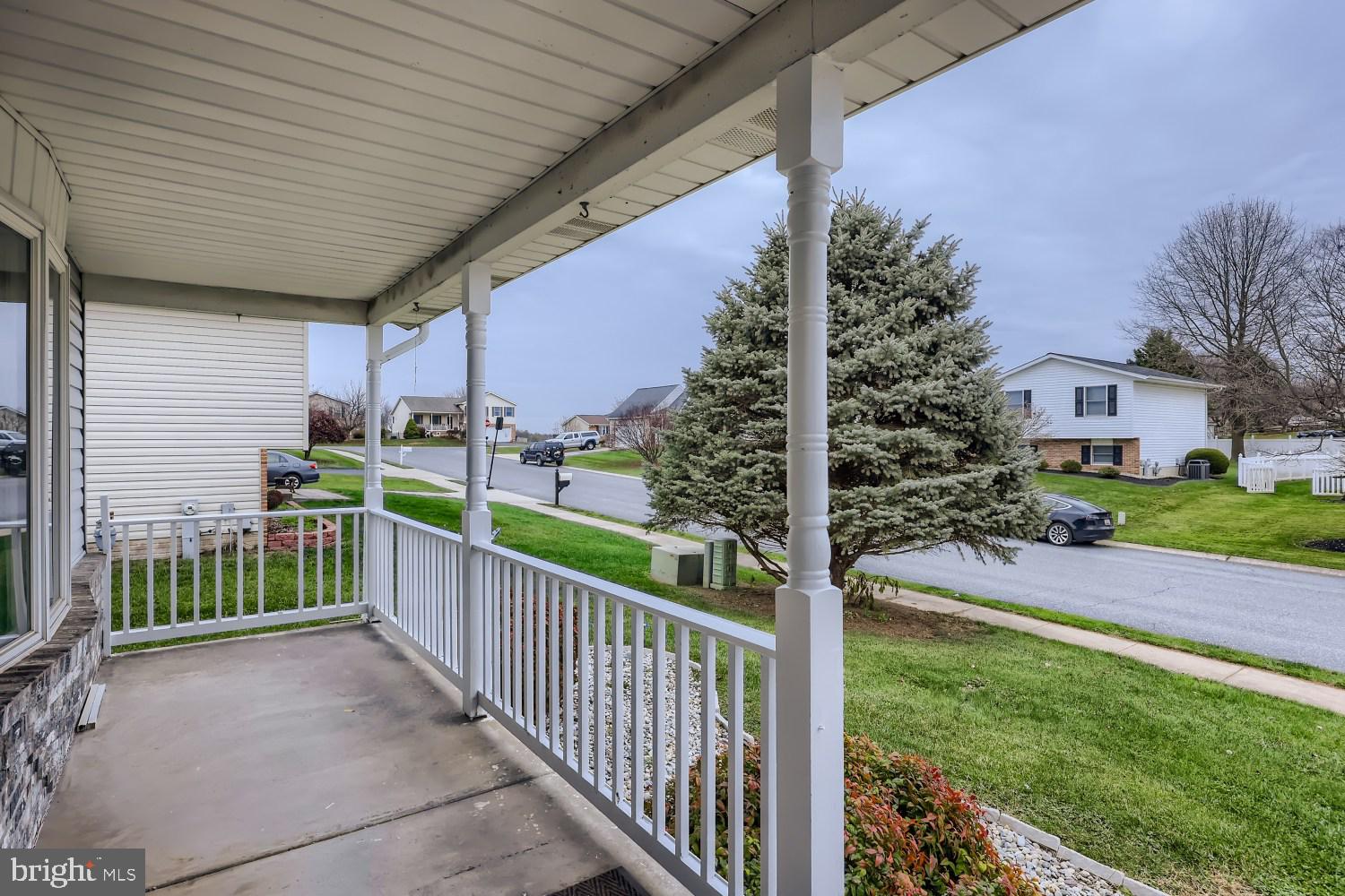 AUTUMN RIDGE - Residential