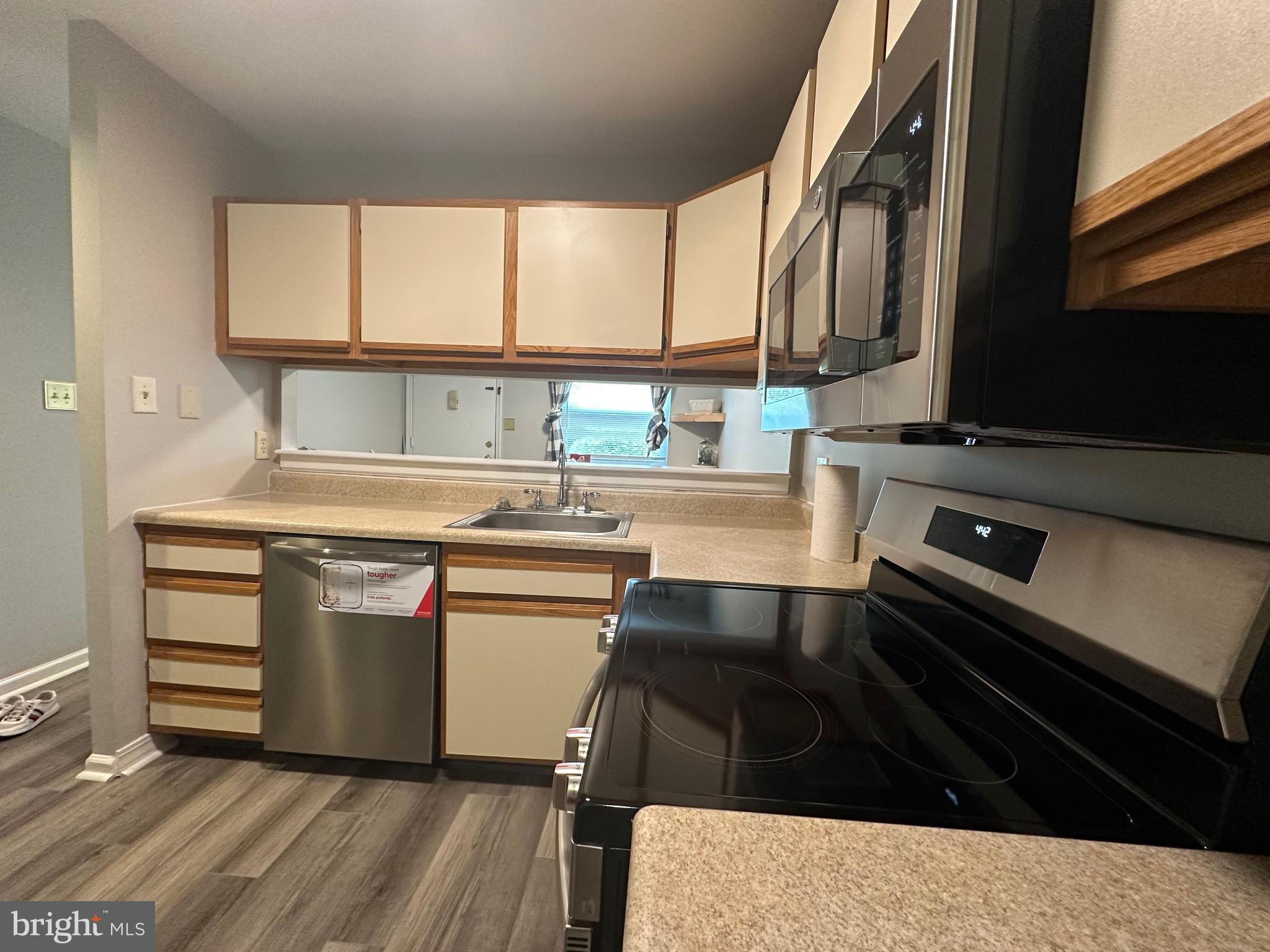1338 W WYOMISSING F