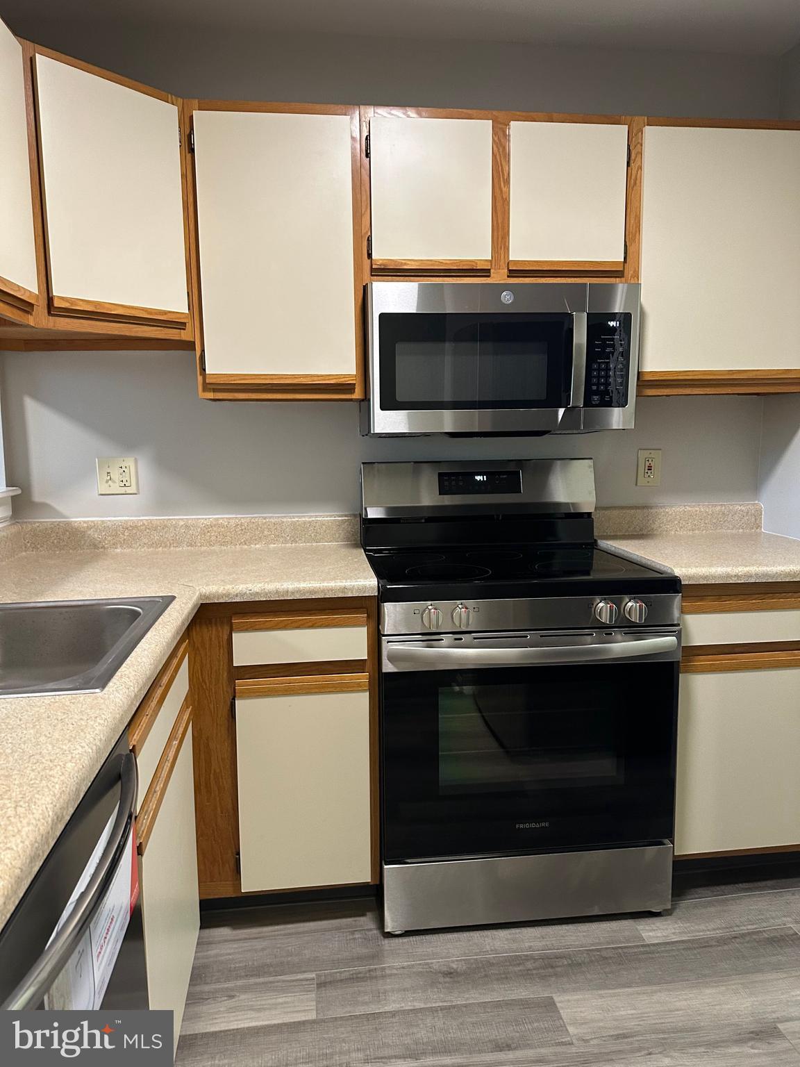1338 W WYOMISSING F