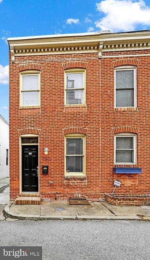 Townhouse For Sale - 1702 William Street<br/> BALTIMORE, MD 21230