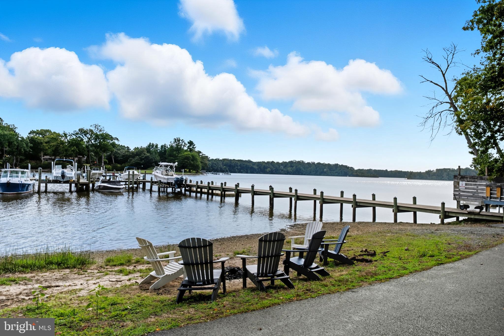 BUDDS LANDING - Residential