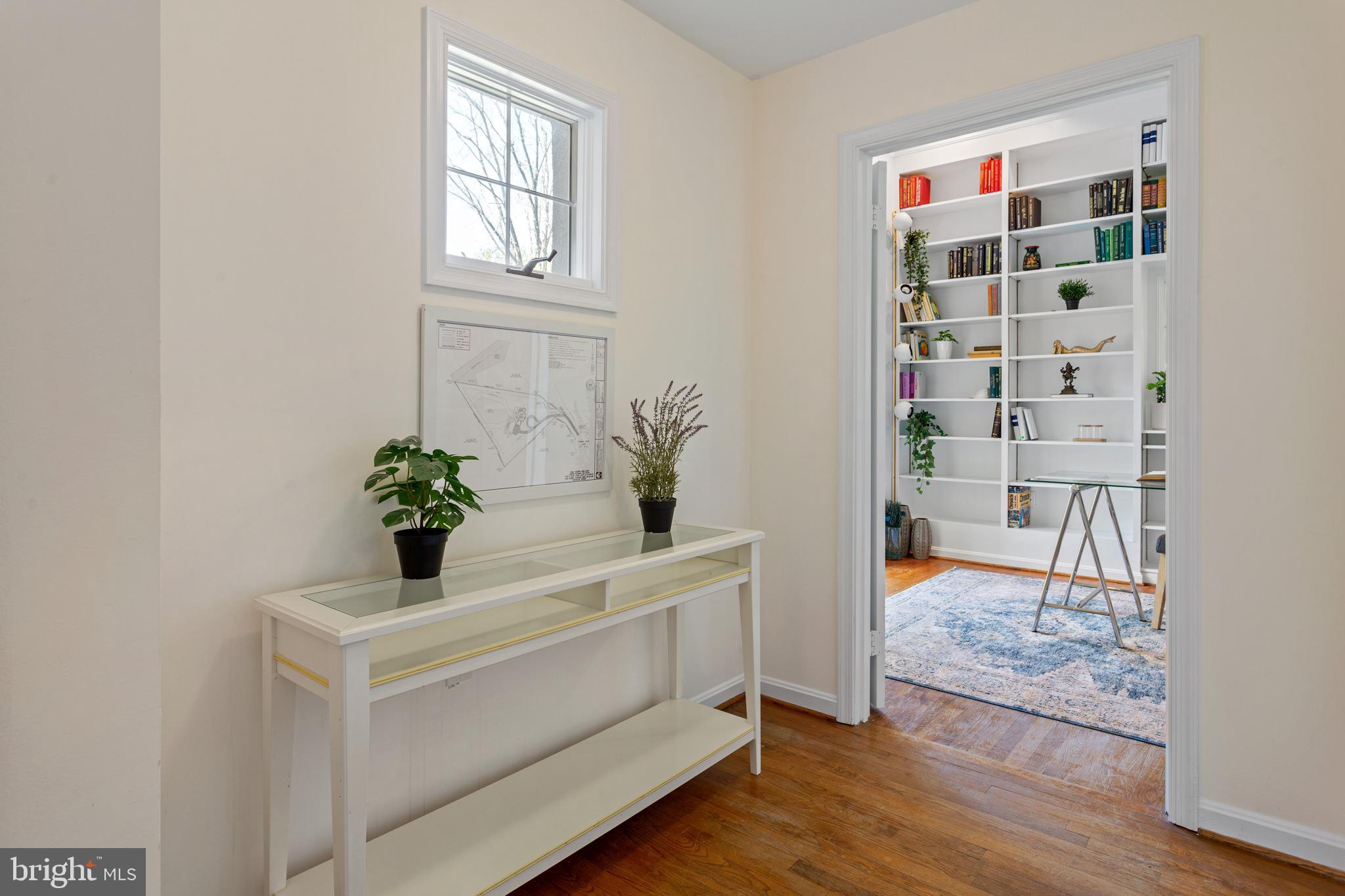 WINDMILL FARM - Residential