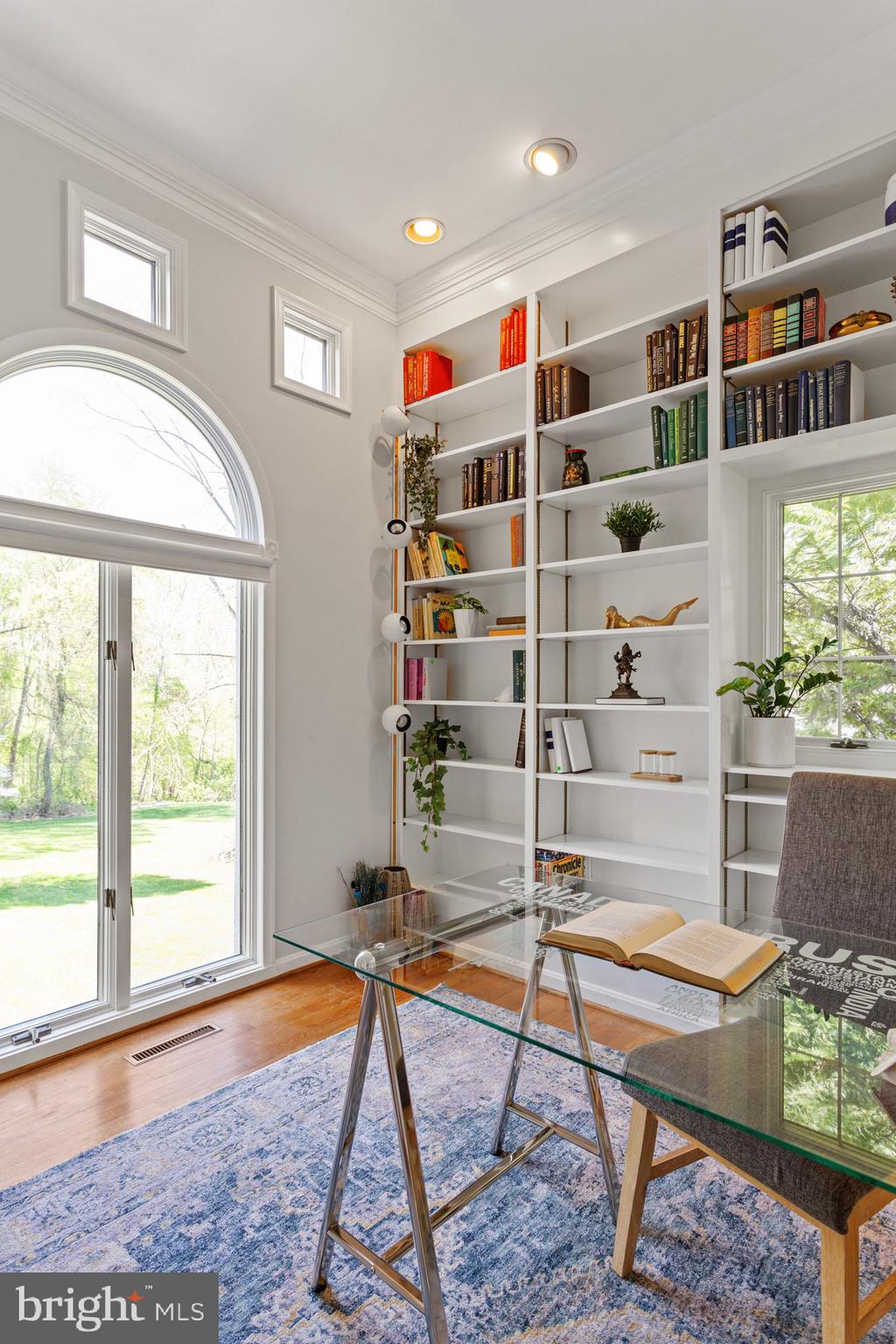 WINDMILL FARM - Residential