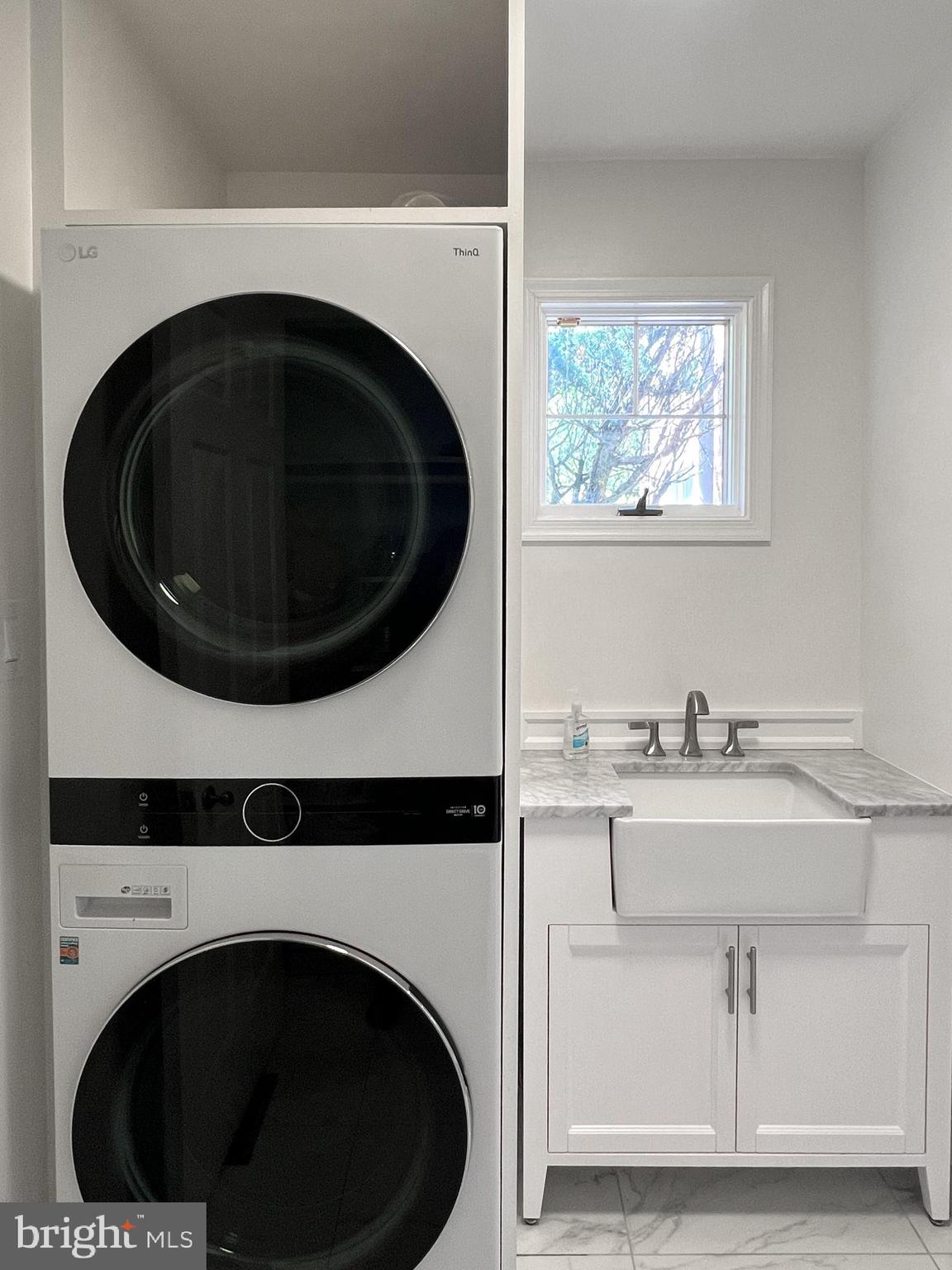 WINDMILL FARM - Residential