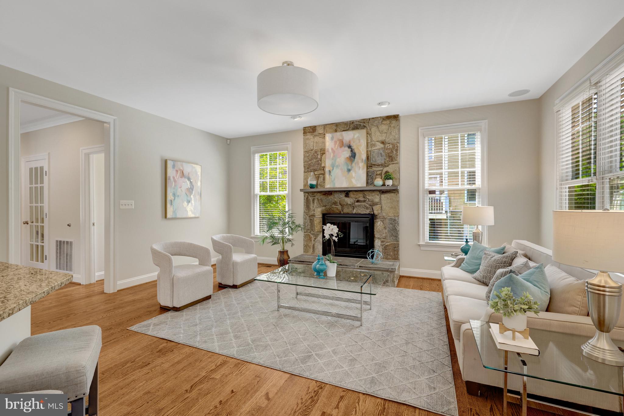 WEST MC LEAN - Residential