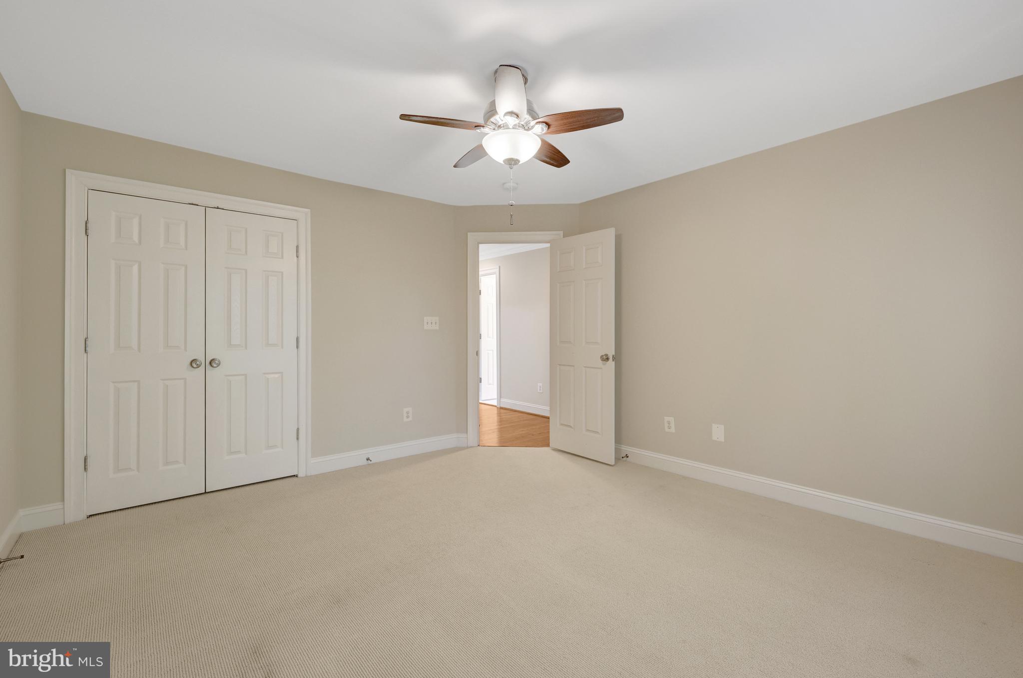 WEST MC LEAN - Residential