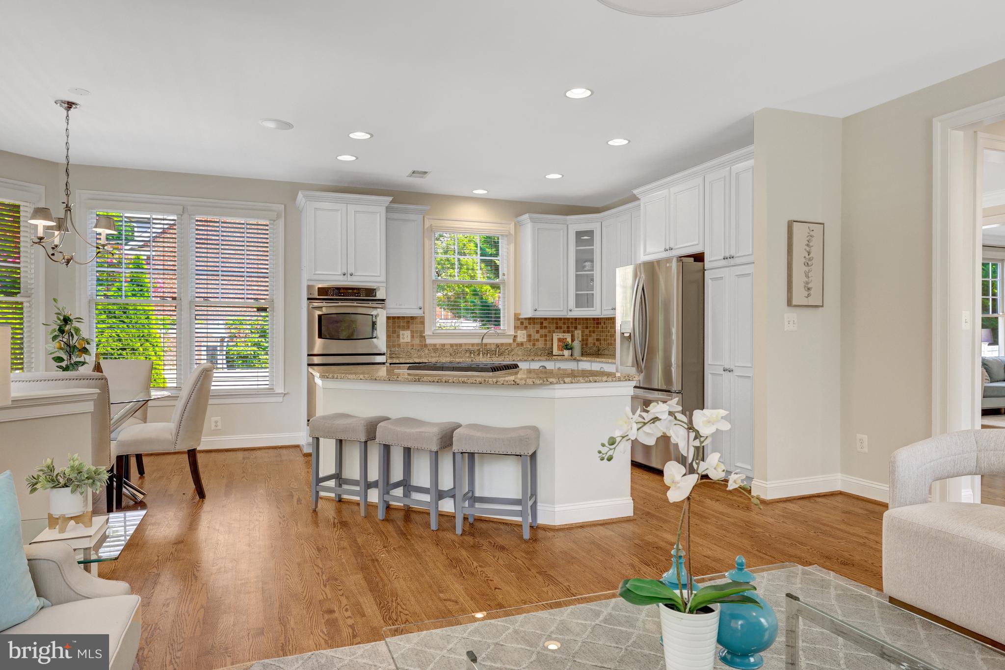 WEST MC LEAN - Residential