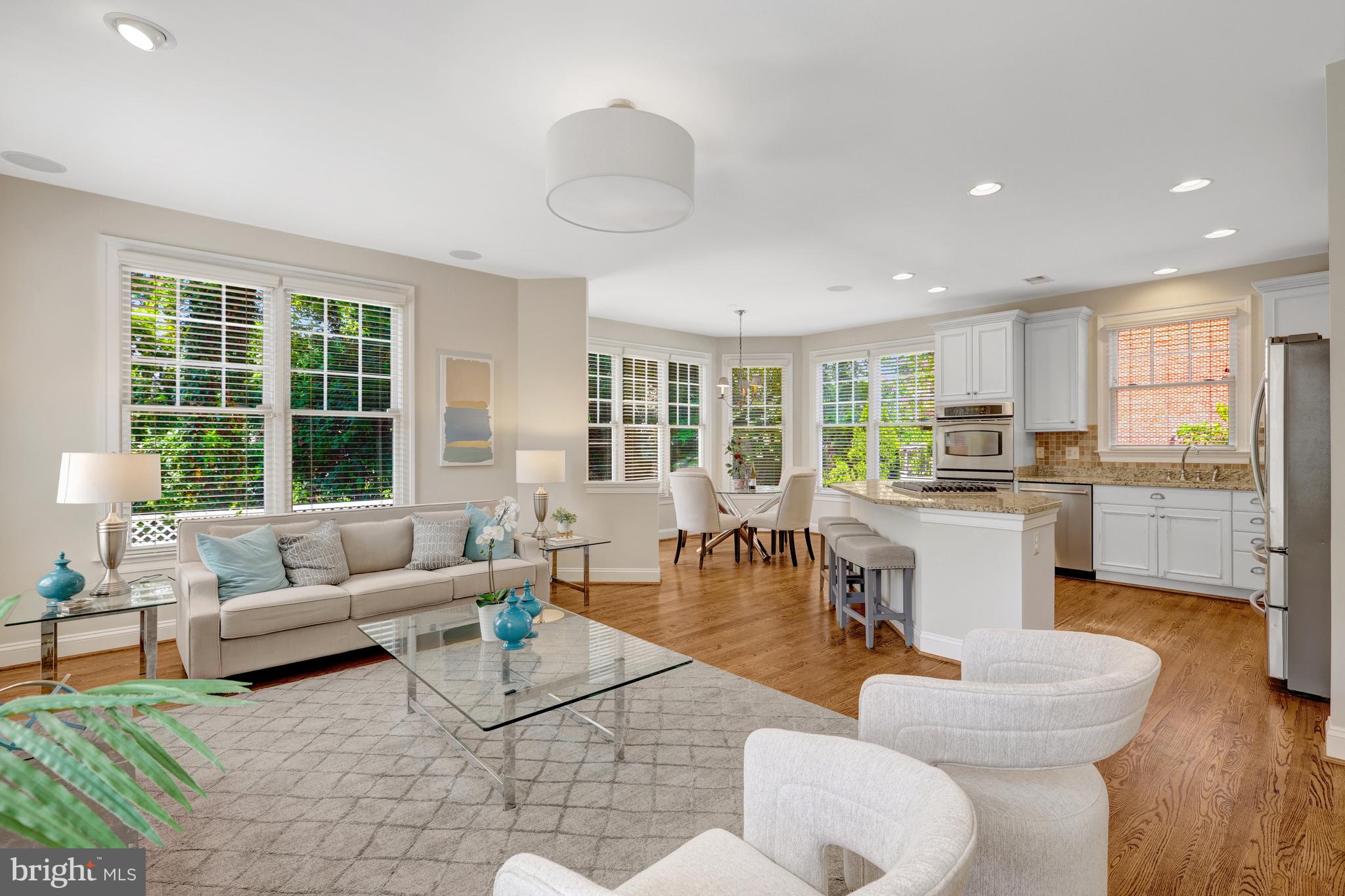 WEST MC LEAN - Residential