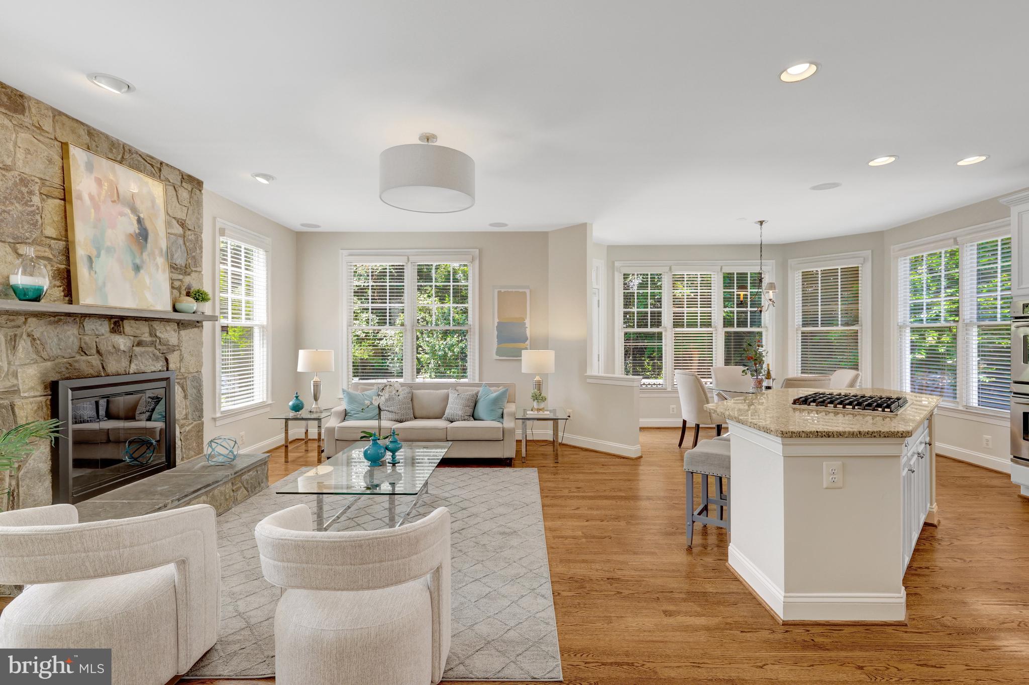 WEST MC LEAN - Residential