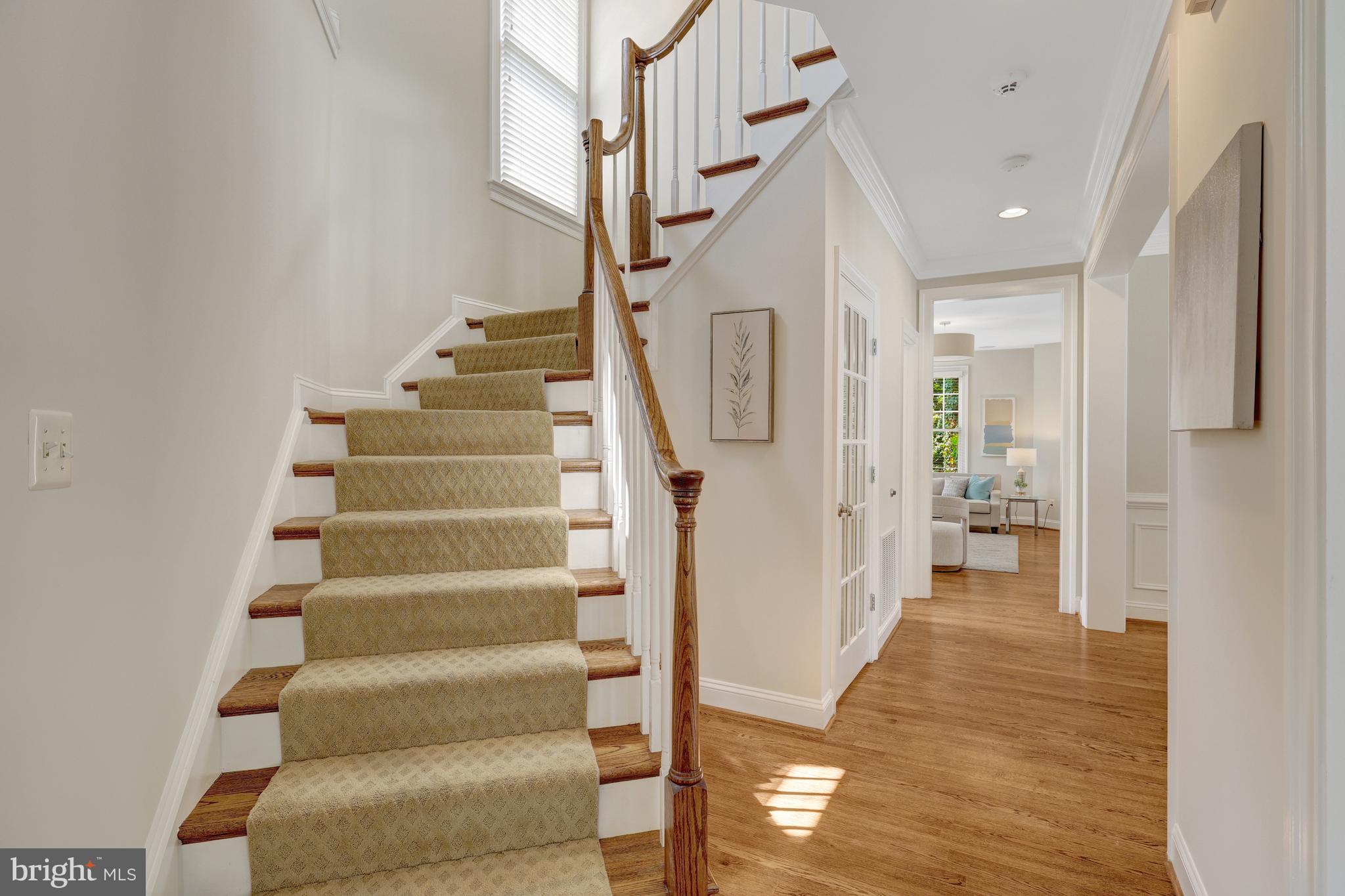 WEST MC LEAN - Residential