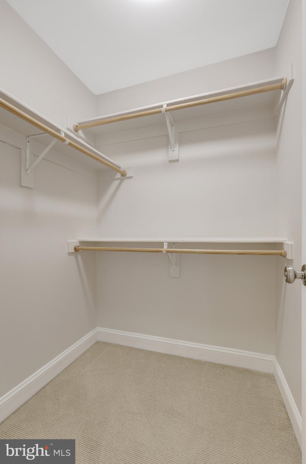 WEST MC LEAN - Residential