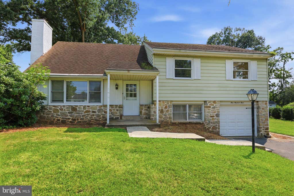 Photo of 403 Merion Drive, NEWTOWN, PA 18940 (MLS # PABU2128378)