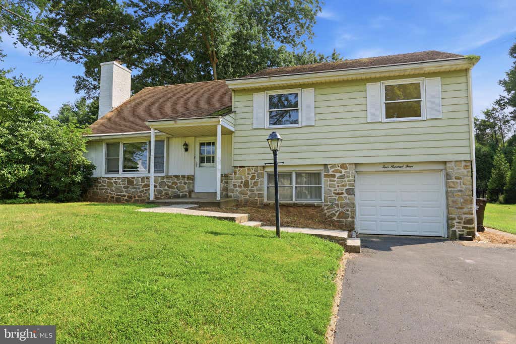 Photo of 403 Merion Drive, NEWTOWN, PA 18940 (MLS # PABU2128378)