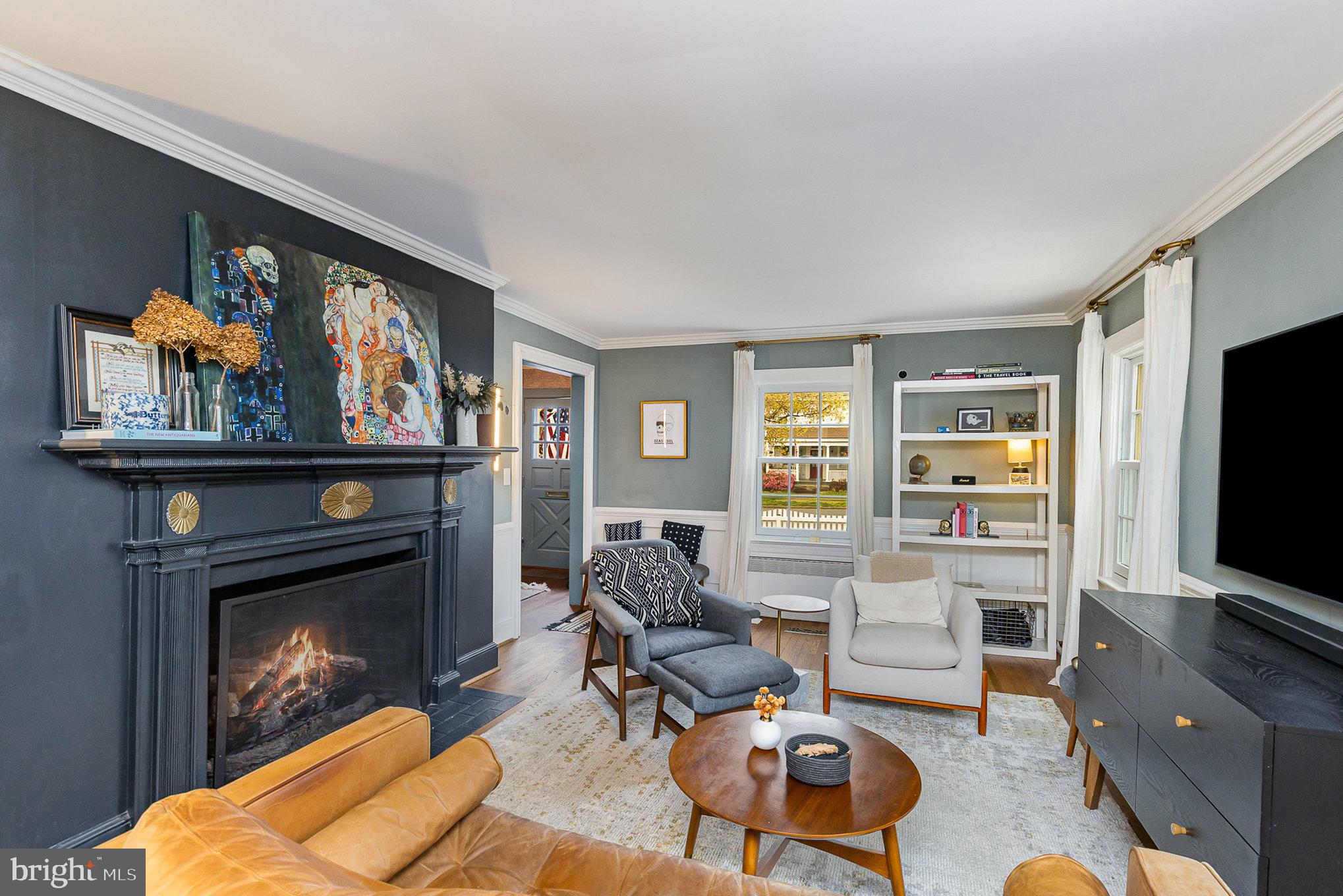 HISTORIC  DOWNTOWN FREDERICKSBURG - Residential