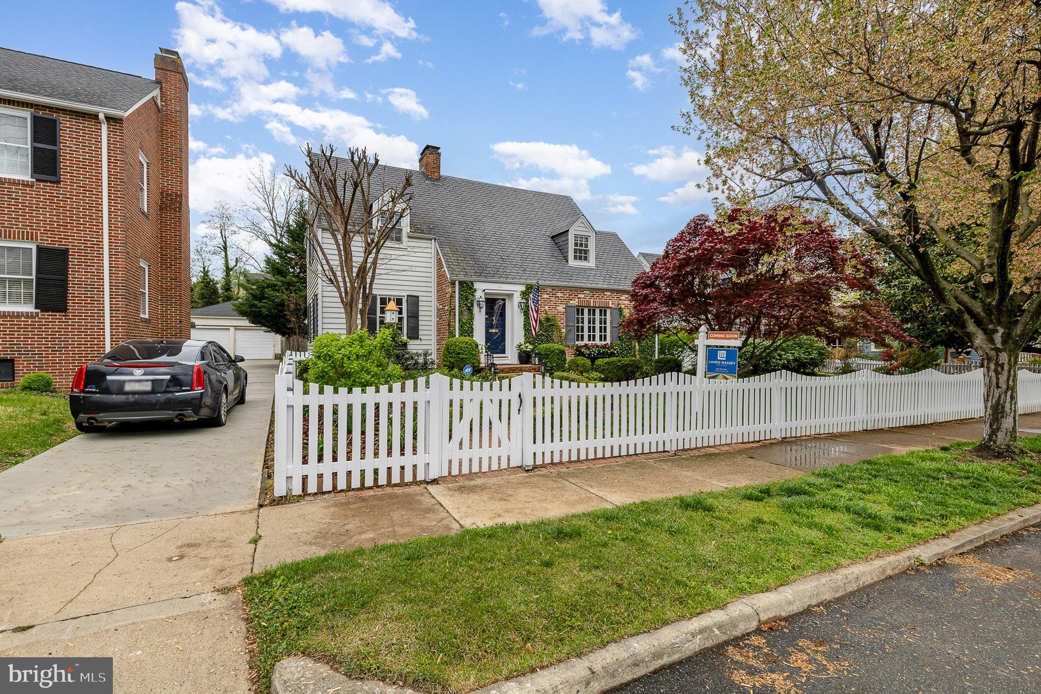 HISTORIC  DOWNTOWN FREDERICKSBURG - Residential