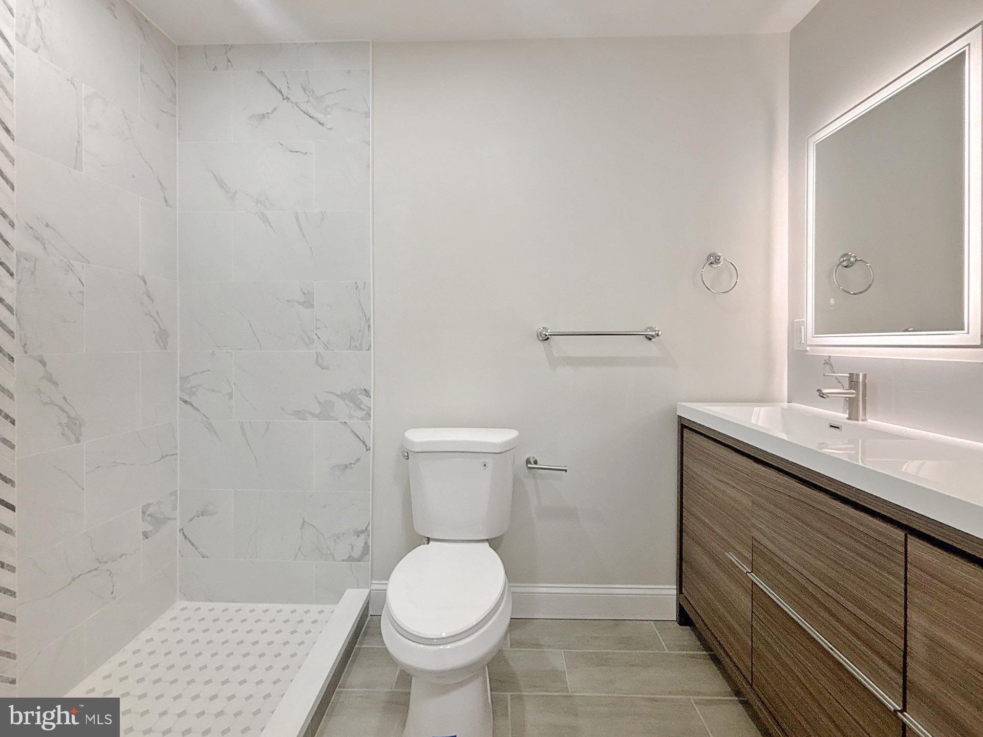 EAST MONUMENT HISTORIC DISTRICT - Residential