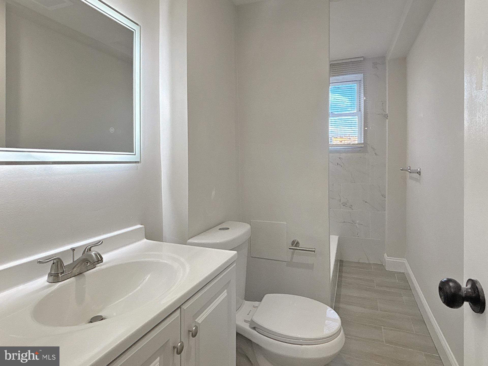 EAST MONUMENT HISTORIC DISTRICT - Residential