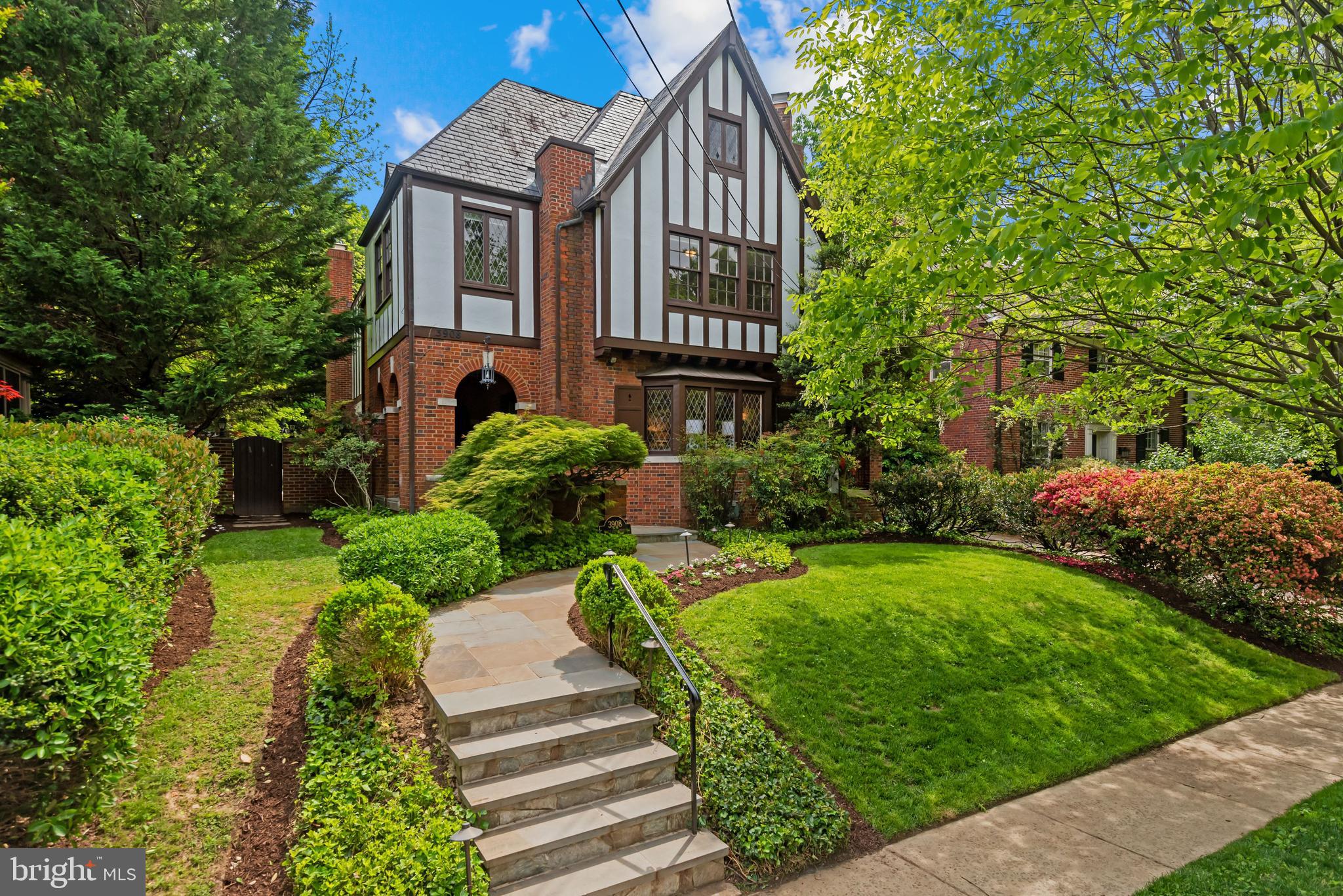 CHEVY CHASE - Residential