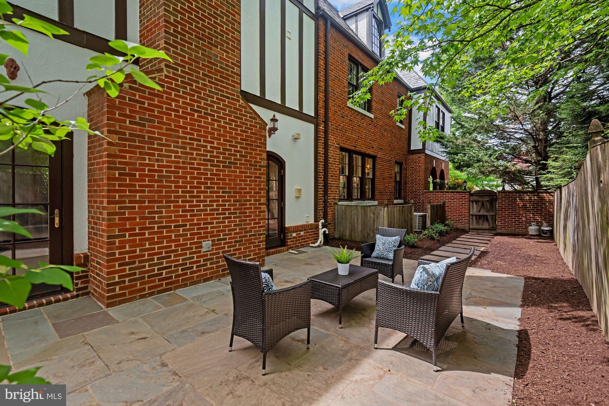 CHEVY CHASE - Residential